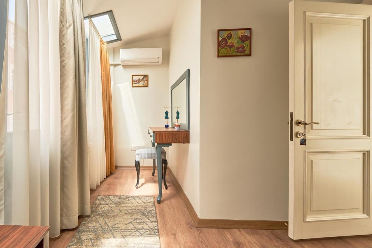 Modern Furnished Historical Building Villa