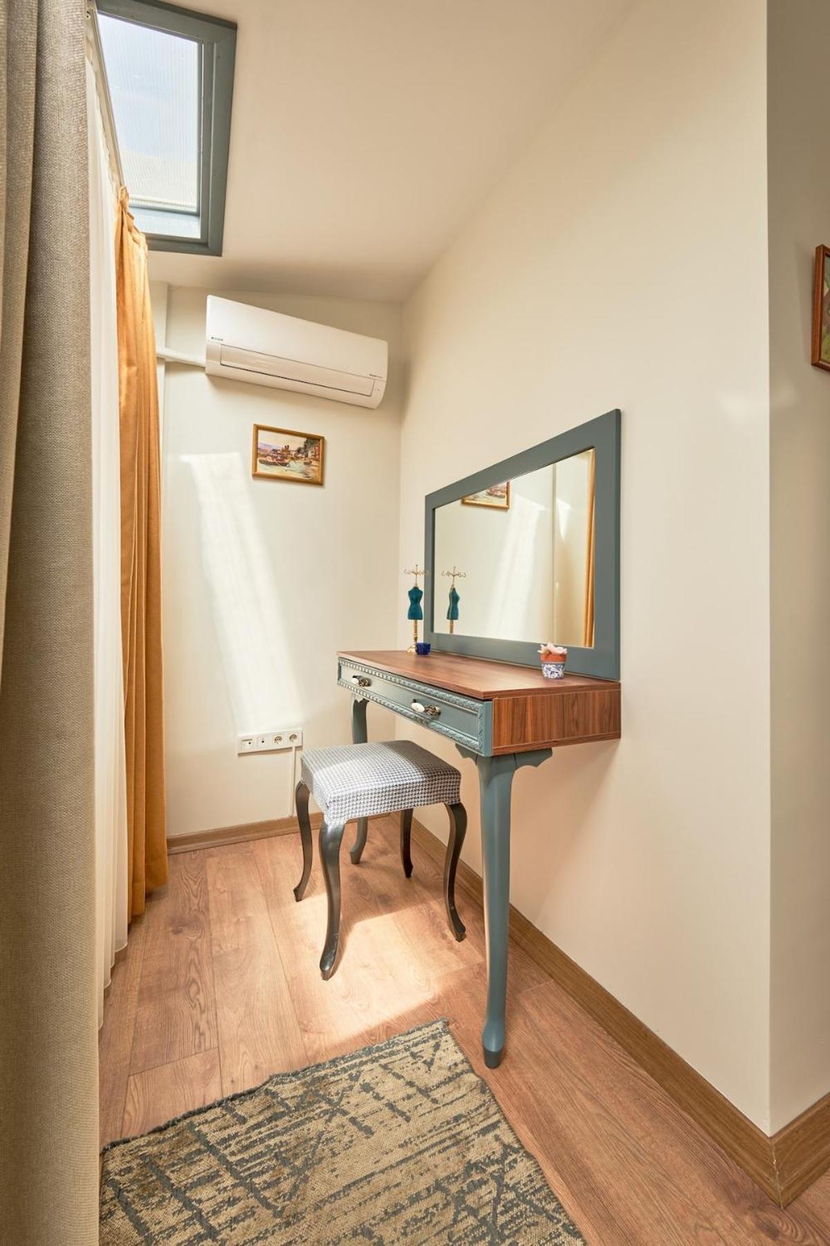 Modern Furnished Historical Building Istanbul