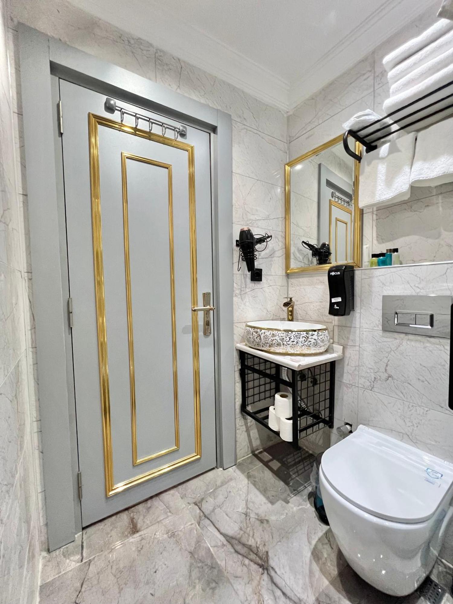 Aparthotel Taksim Larissa *