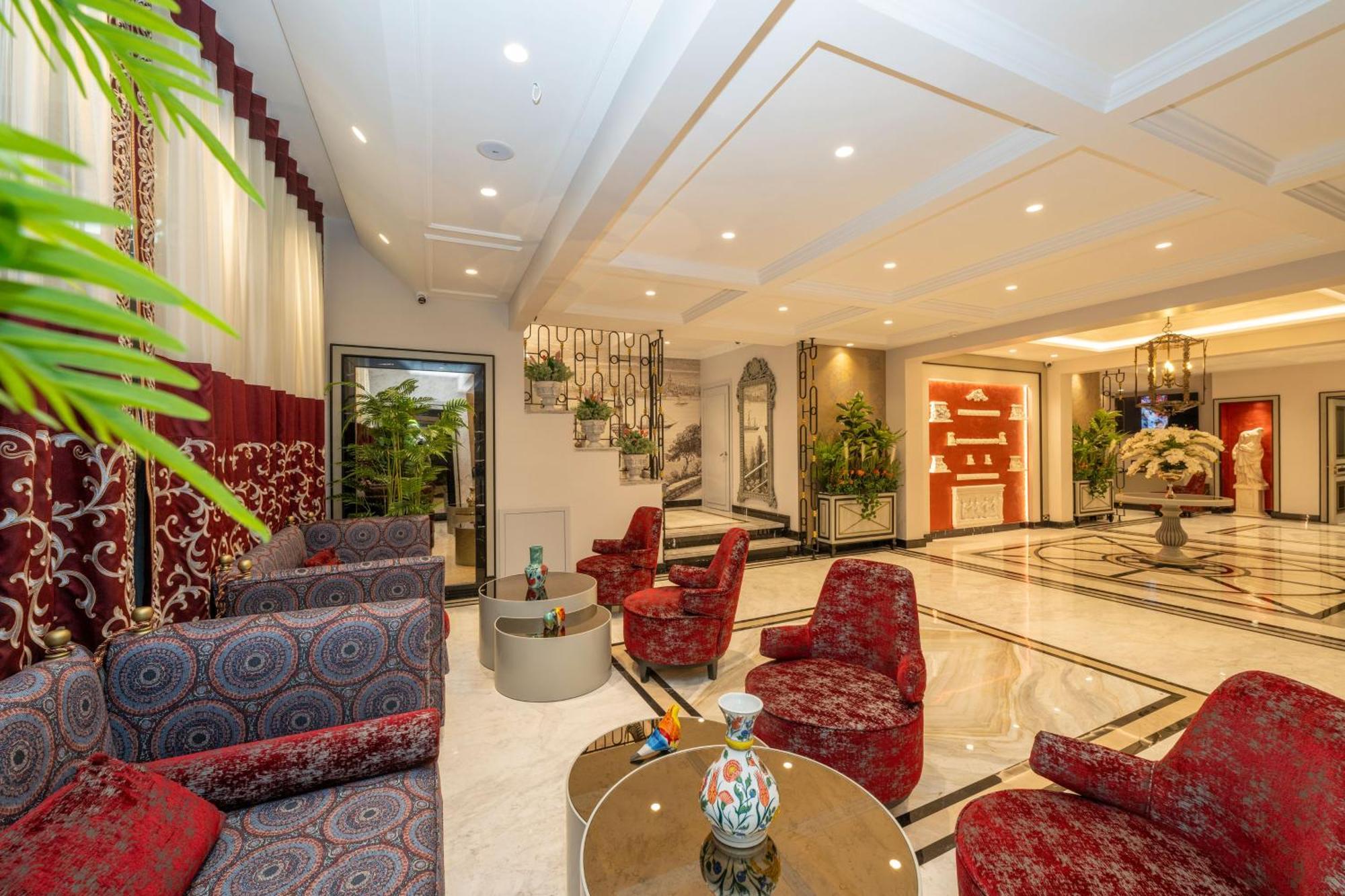 Byzantium Comfort Hotel 3*