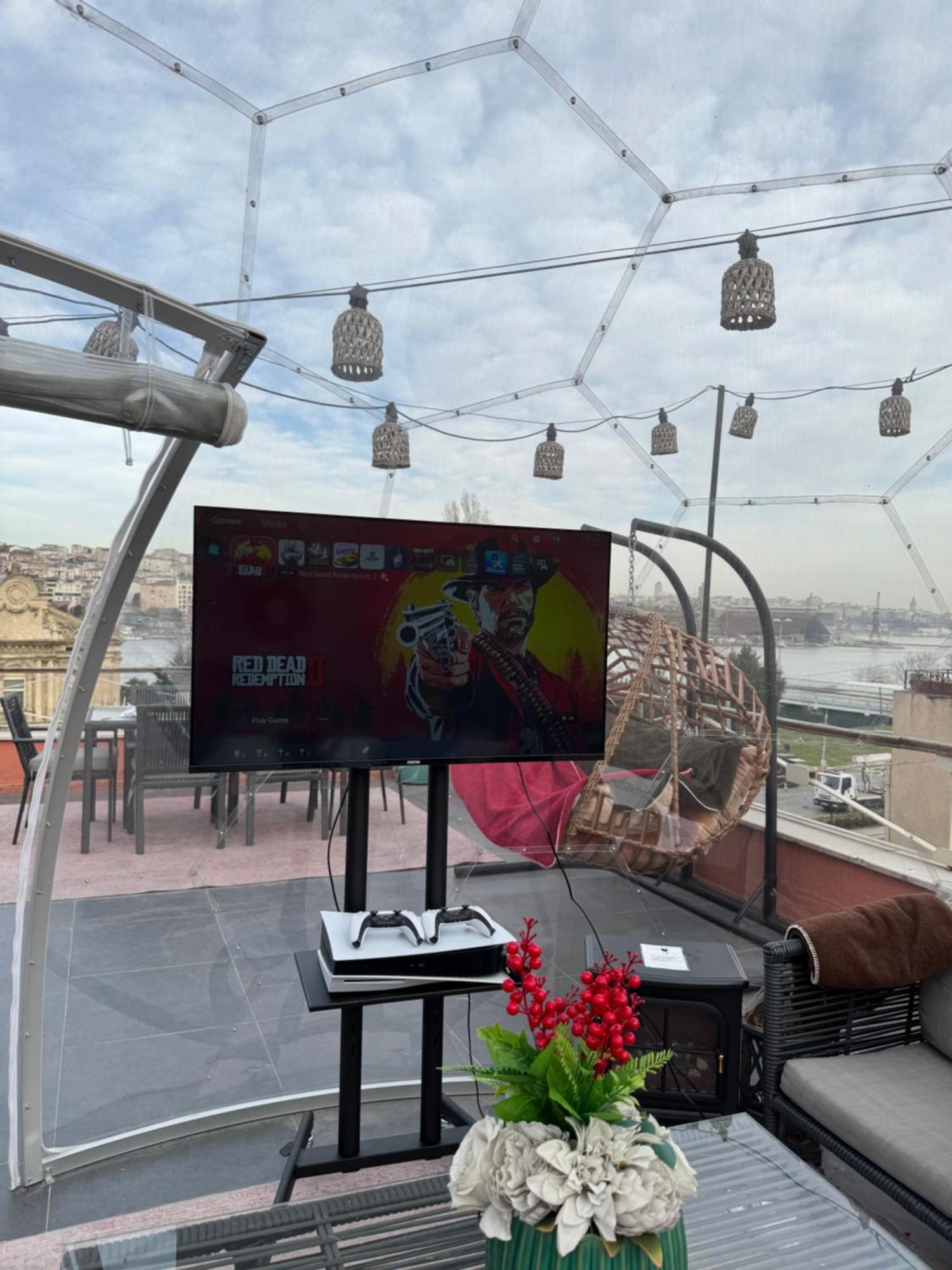 Waterfront By The Tram - Private Terrace With Dome & Golden Horn View In Fatih Tatil Evi İstanbul