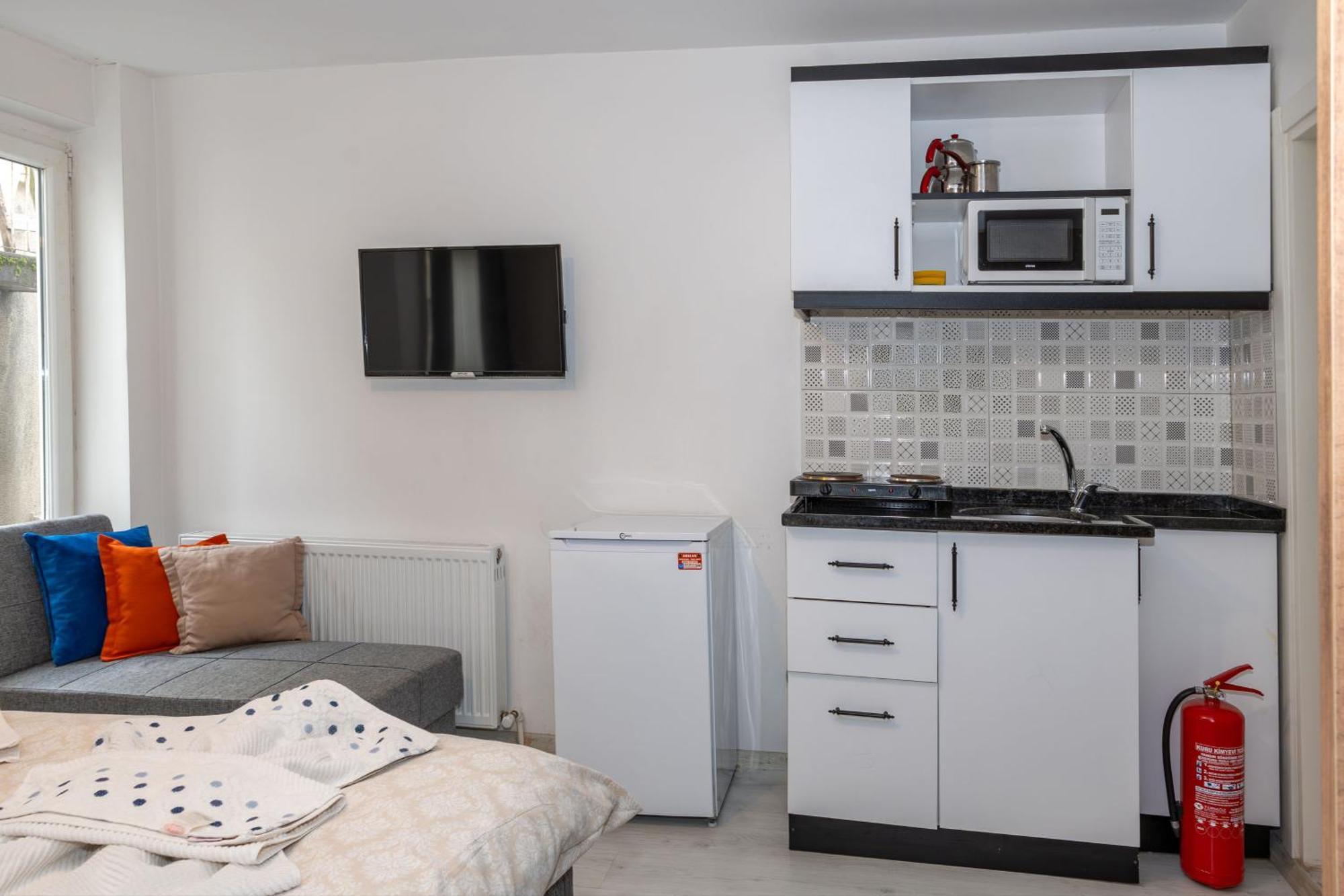 Apartment Rest At *