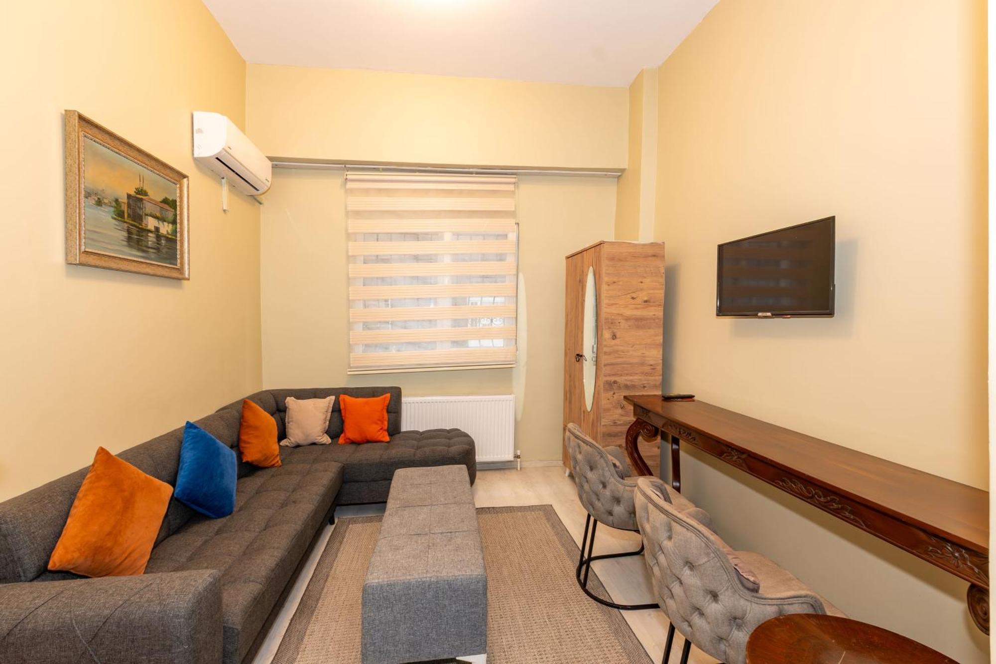 Apartment Rest At Istanbul