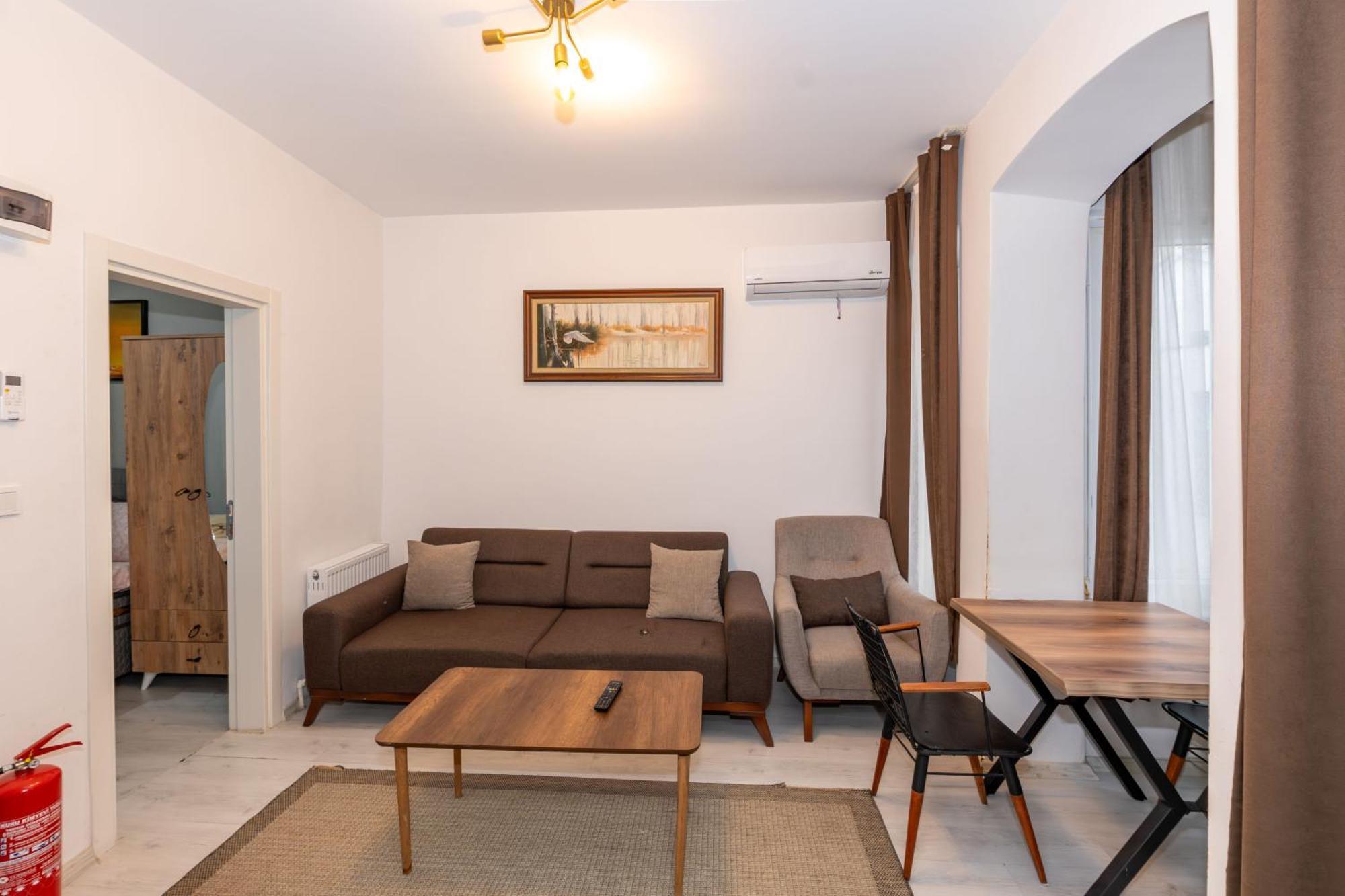 Apartment Rest At *