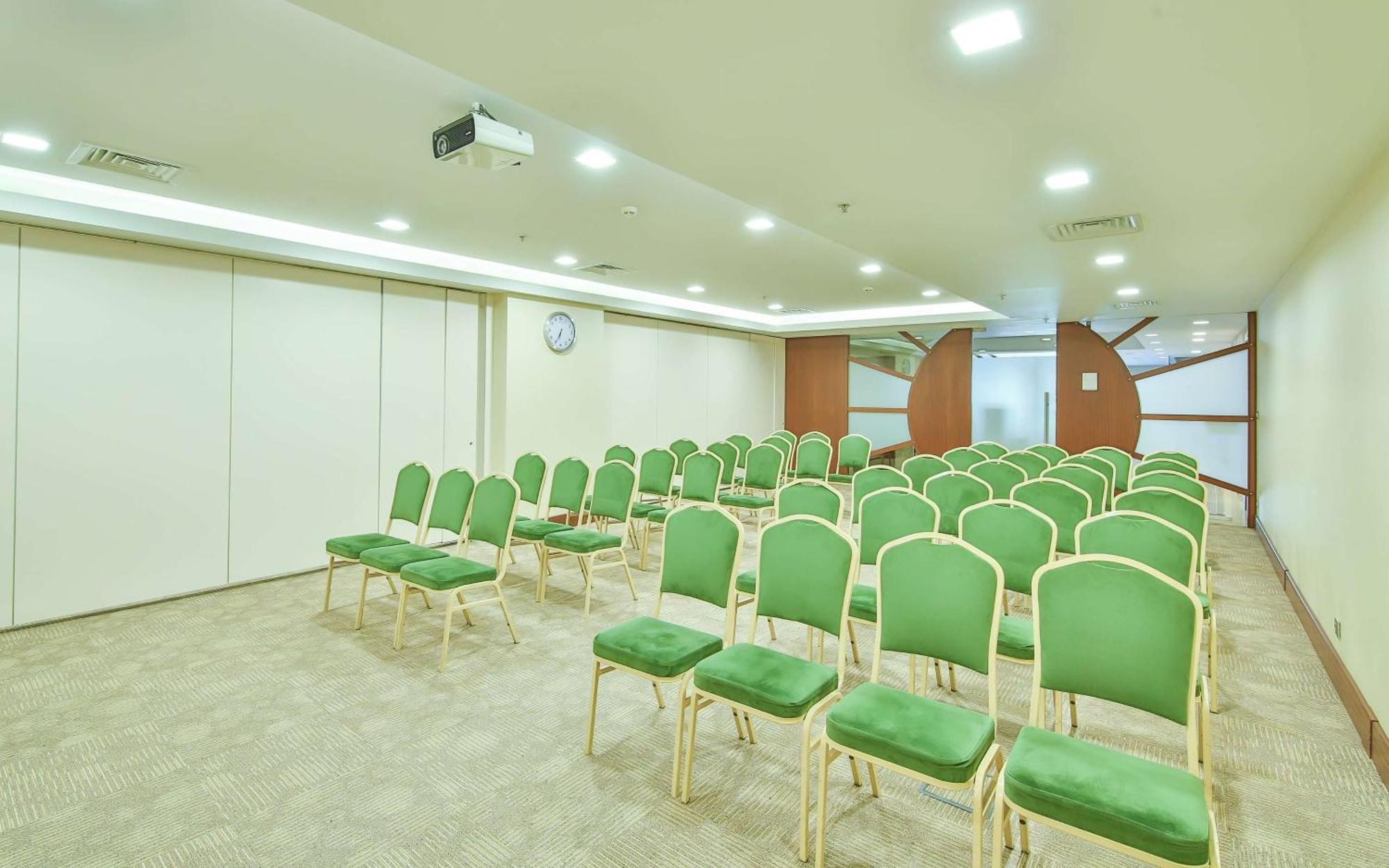 Ramada By Wyndham Taksim Hotel Istanbul