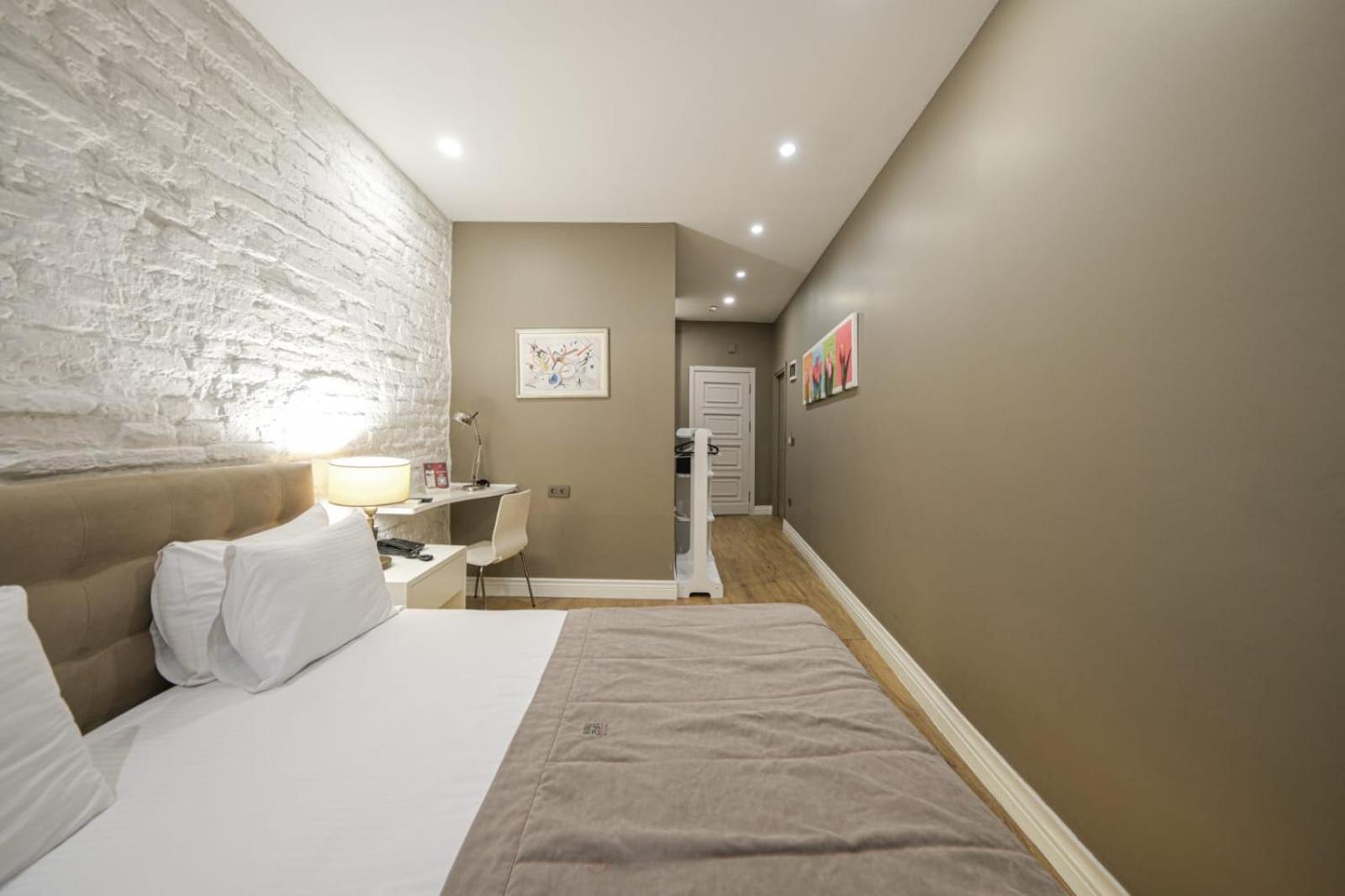 Nuru Ziya Istanbul