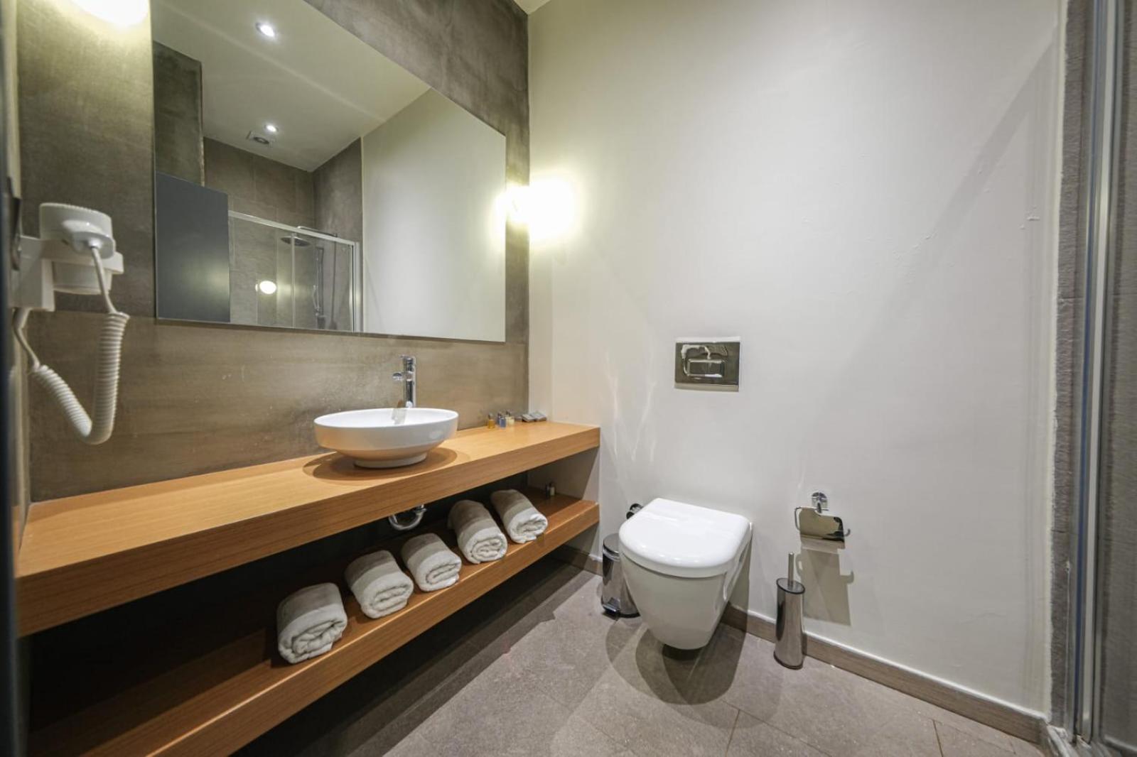 Nuru Ziya Istanbul