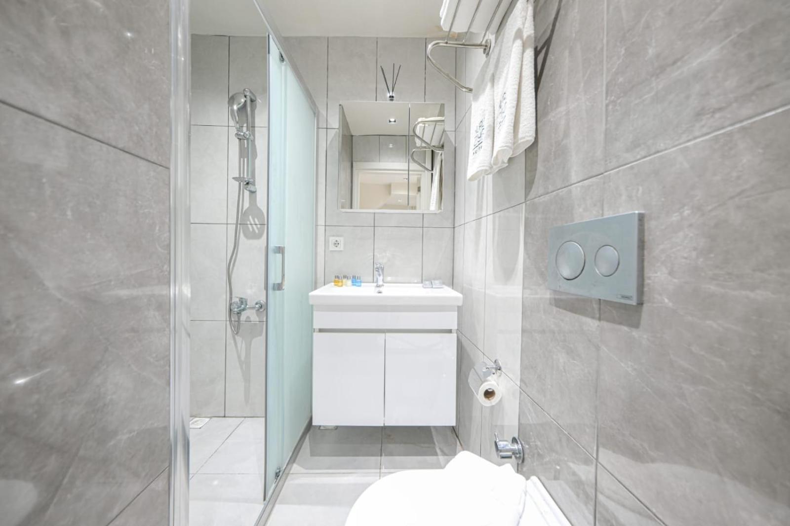Nuru Ziya 2* Istanbul