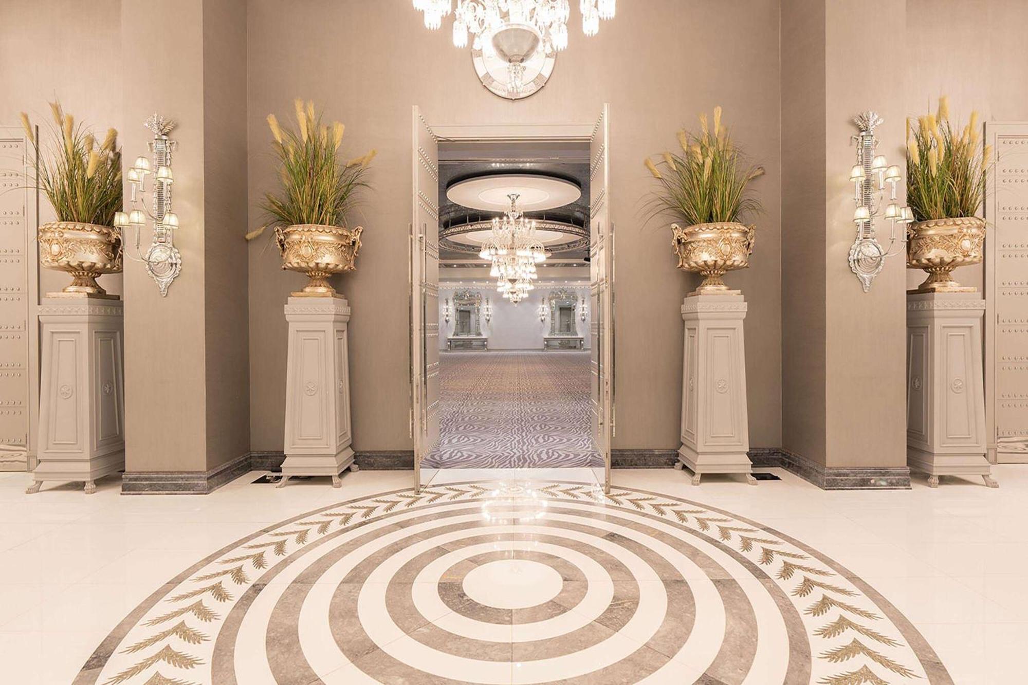 Wyndham Grand Kalamış Marina Otel