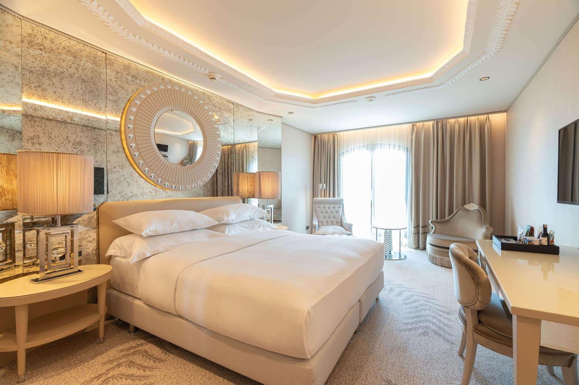 Otel Wyndham Grand Kalamış Marina 5*