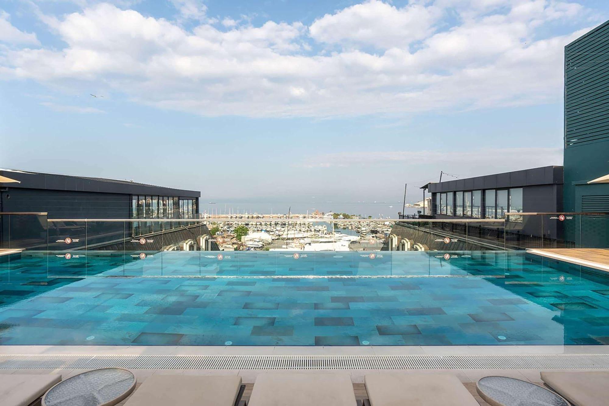 Wyndham Grand Kalamış Marina 5*