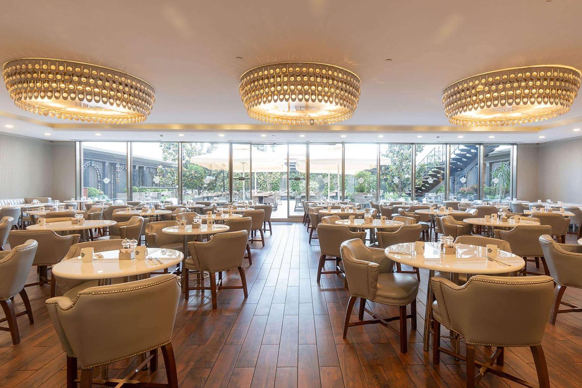 Wyndham Grand Kalamış Marina Otel