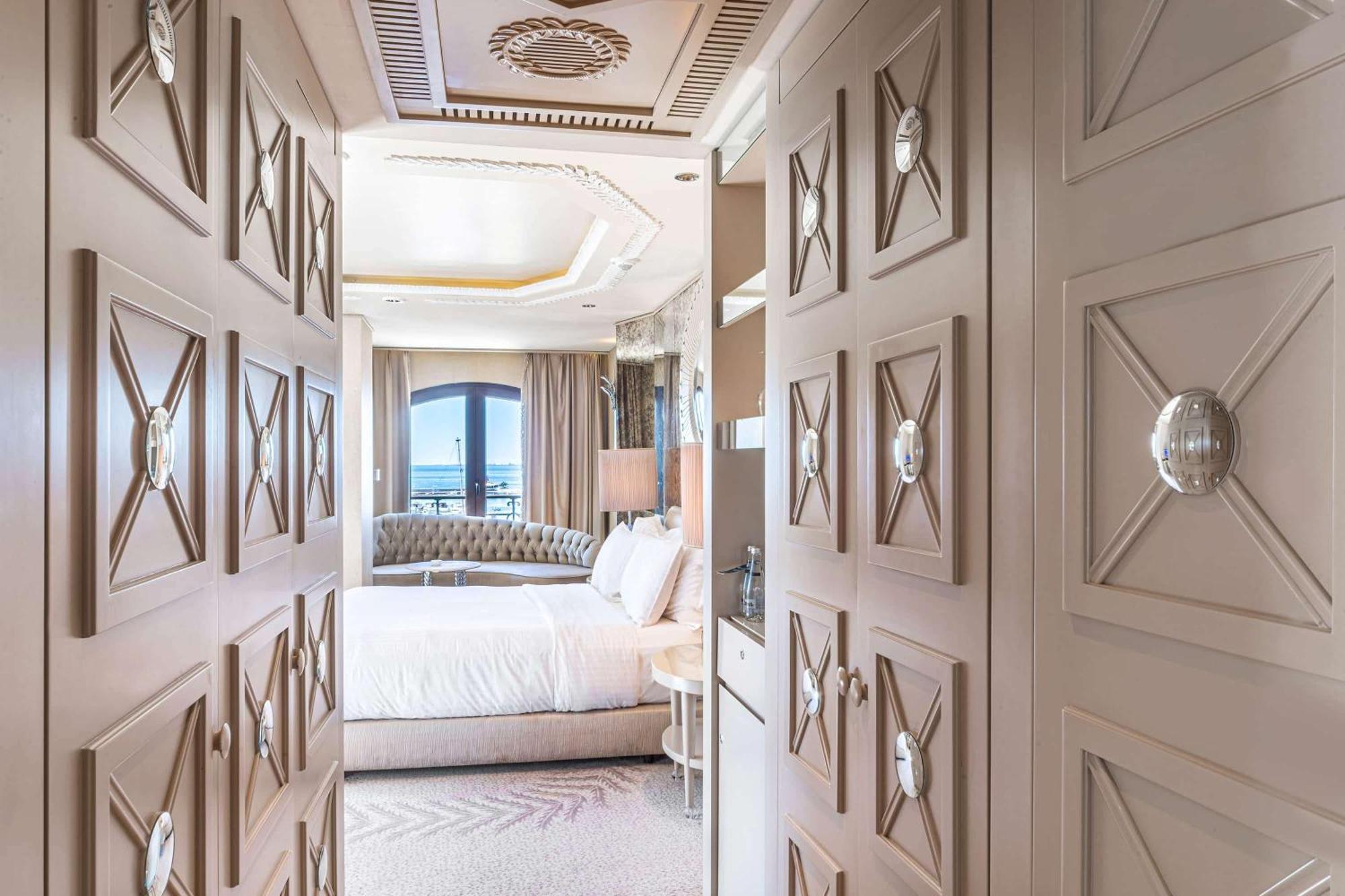 Otel Wyndham Grand Kalamış Marina