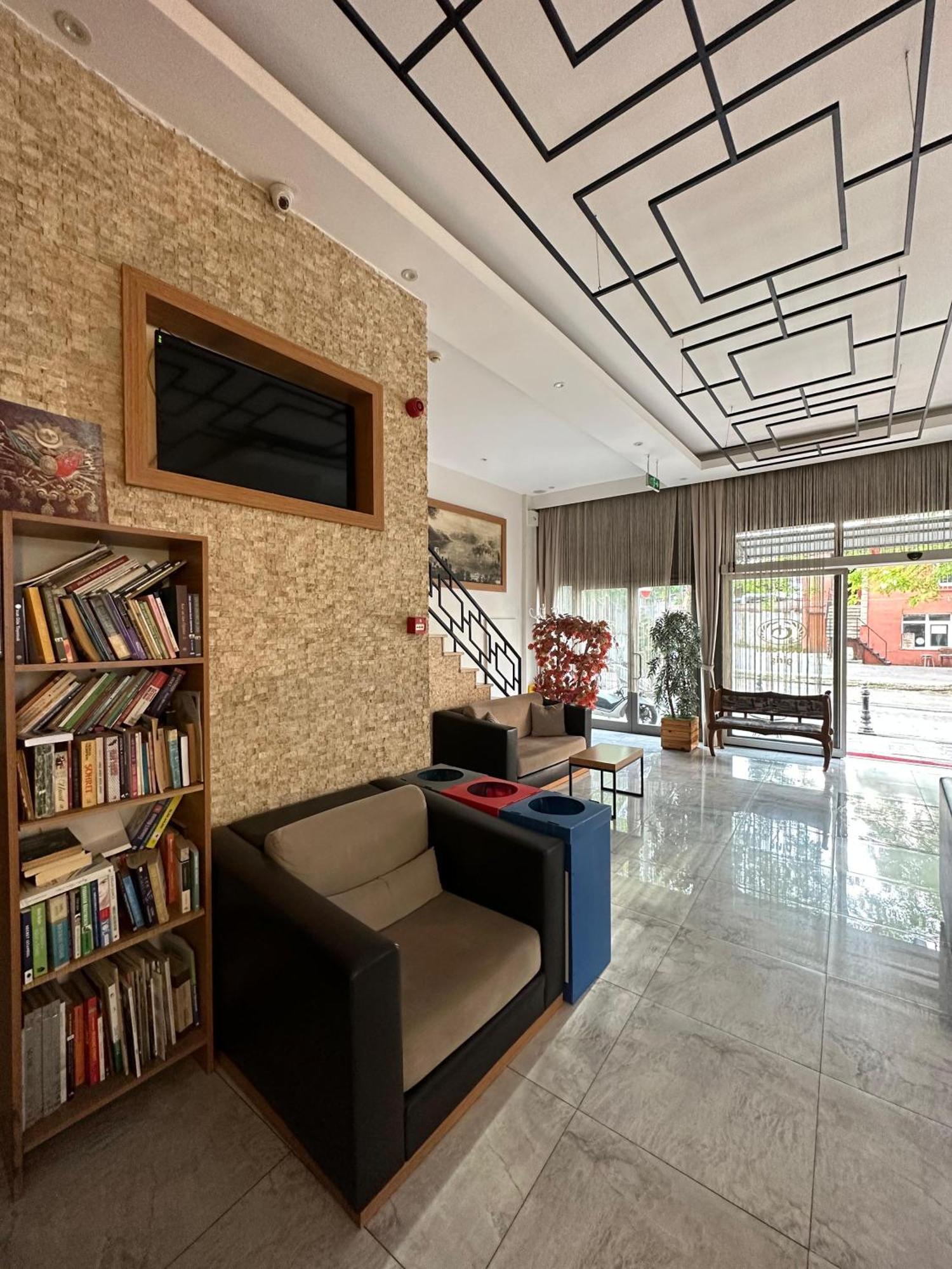 Okur Otel 2*