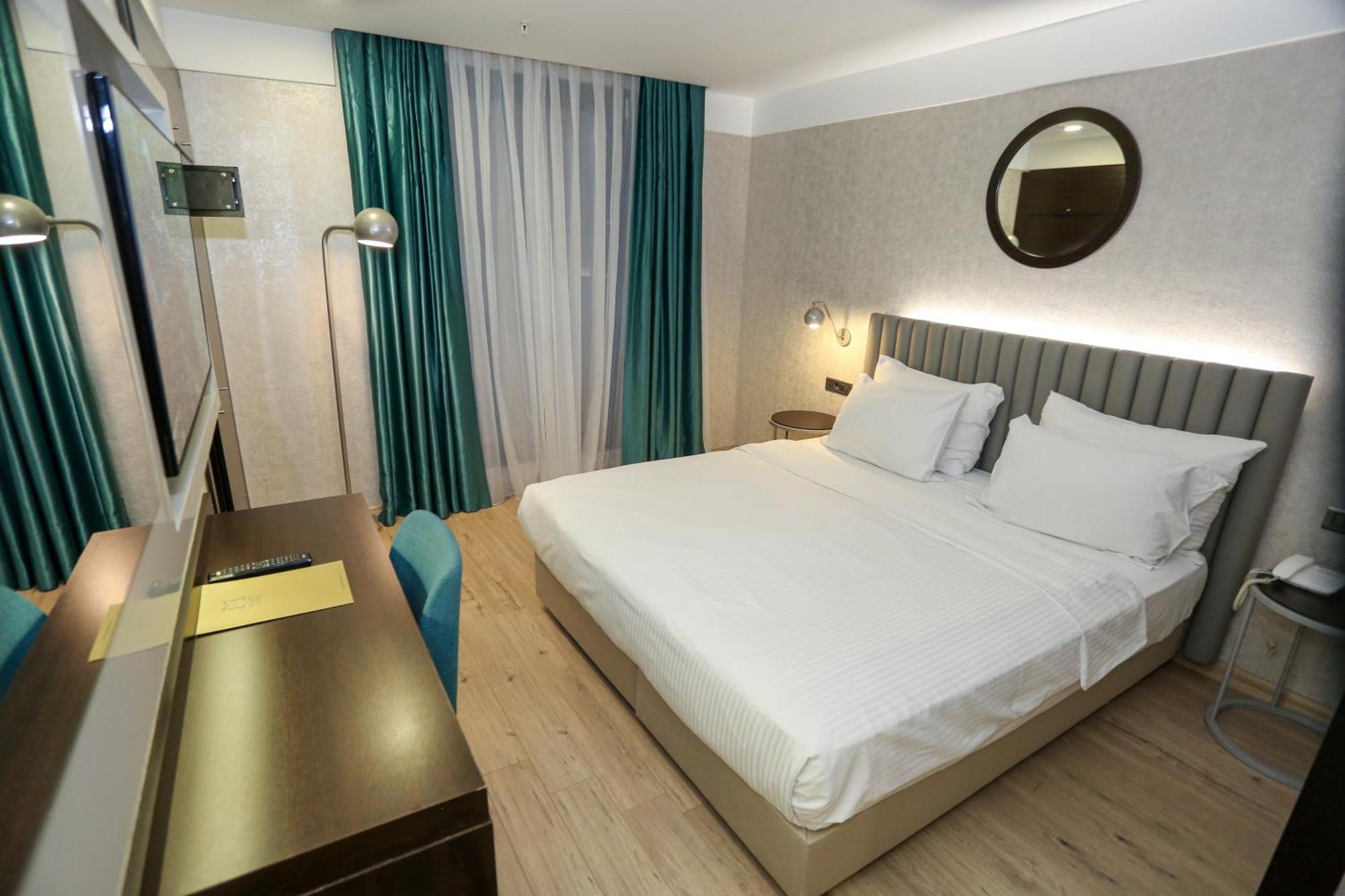 Milord Otel 4*