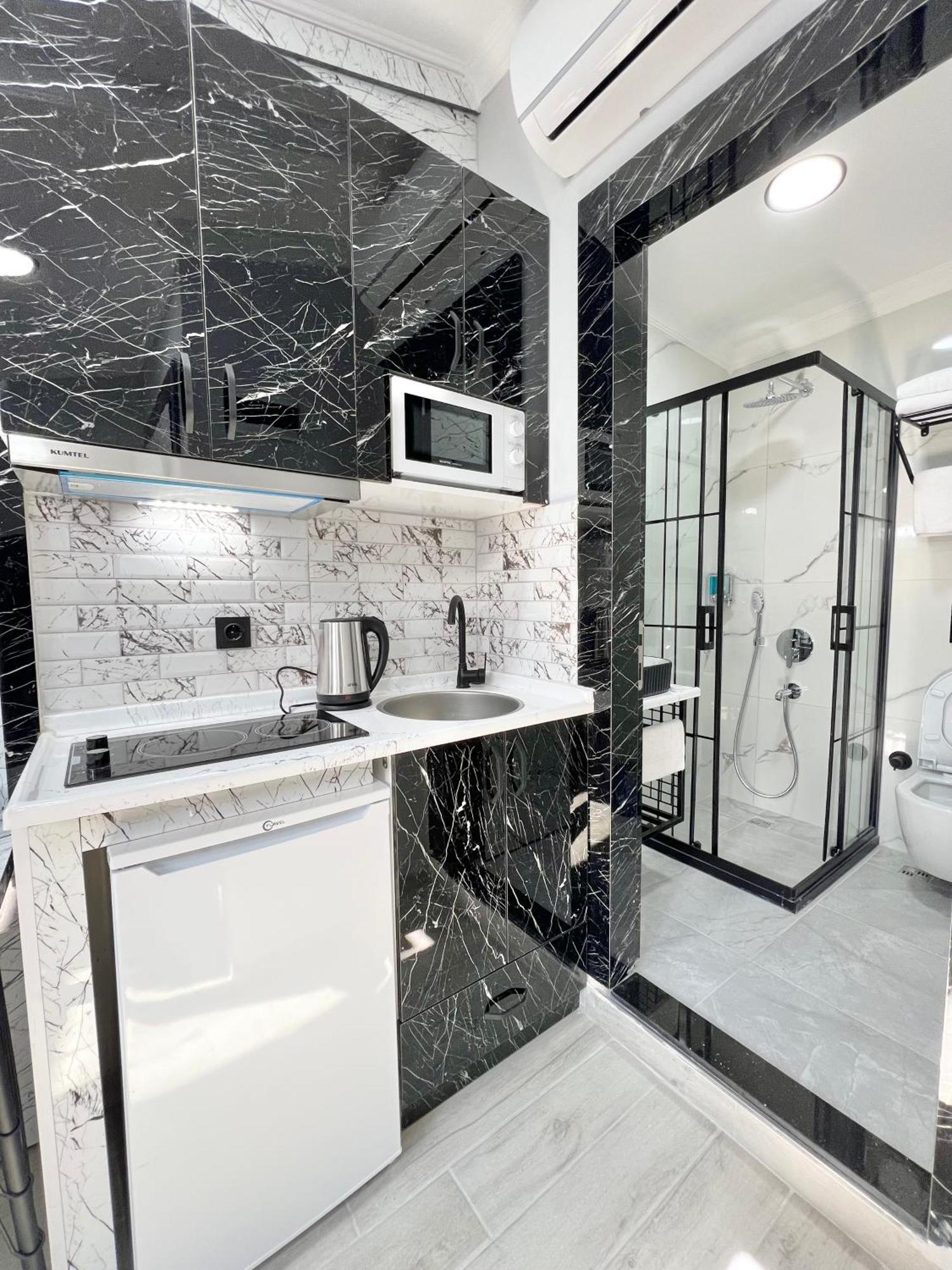 Taksim Larissa Aparthotel 2*