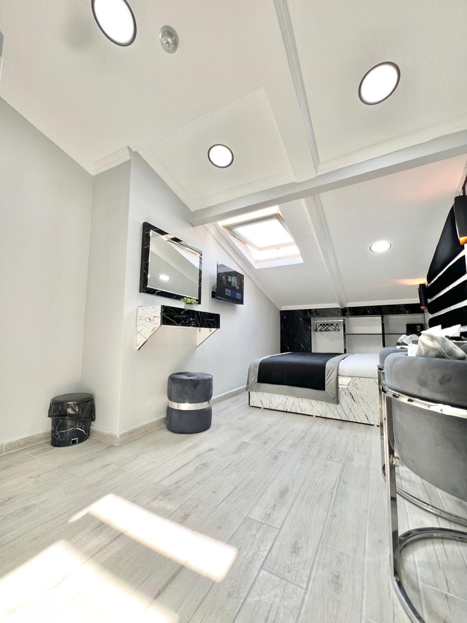 Taksim Larissa Apart Otel