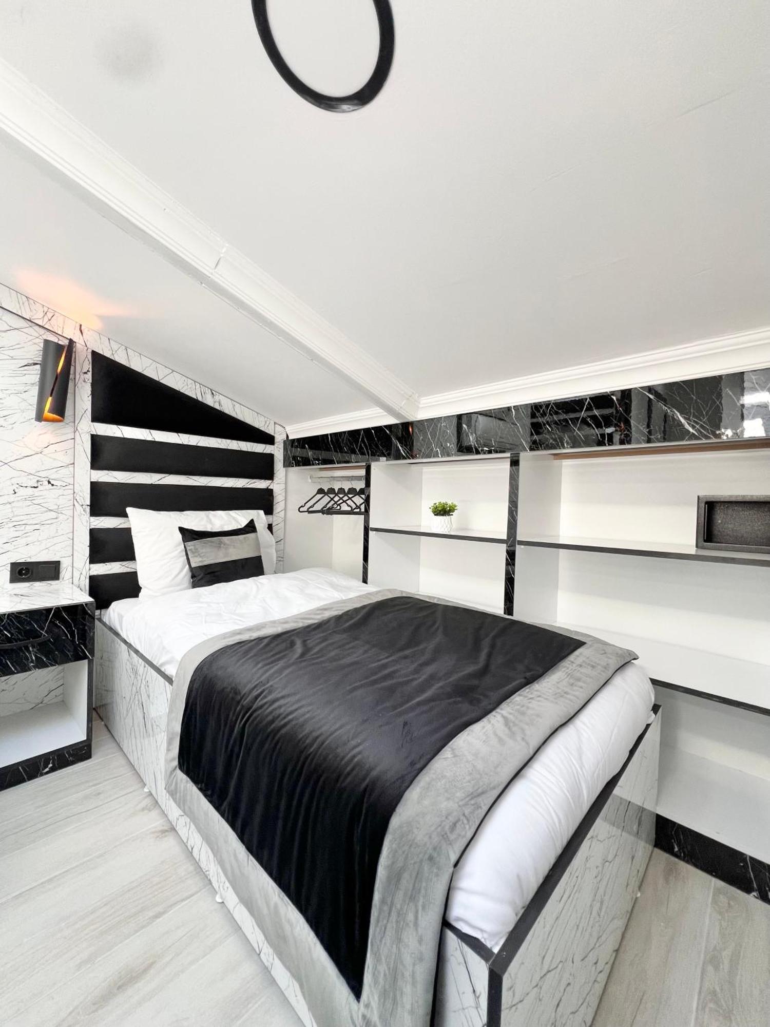 Apart Otel Taksim Larissa İstanbul