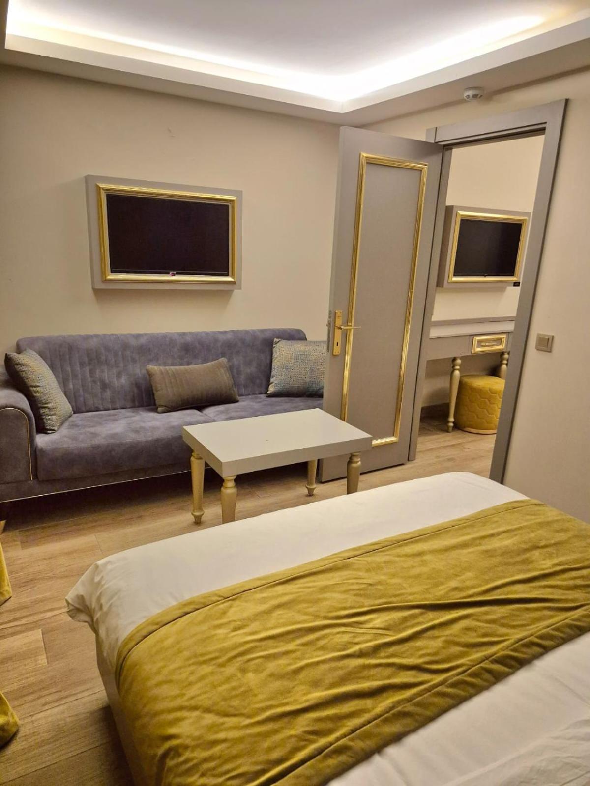 Taksim La Marino Apart Otel *