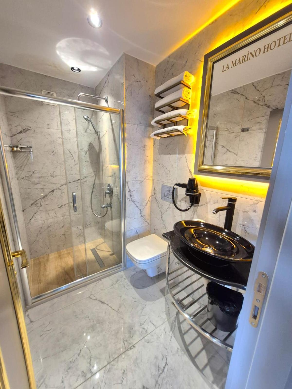 Apart Otel Taksim La Marino *