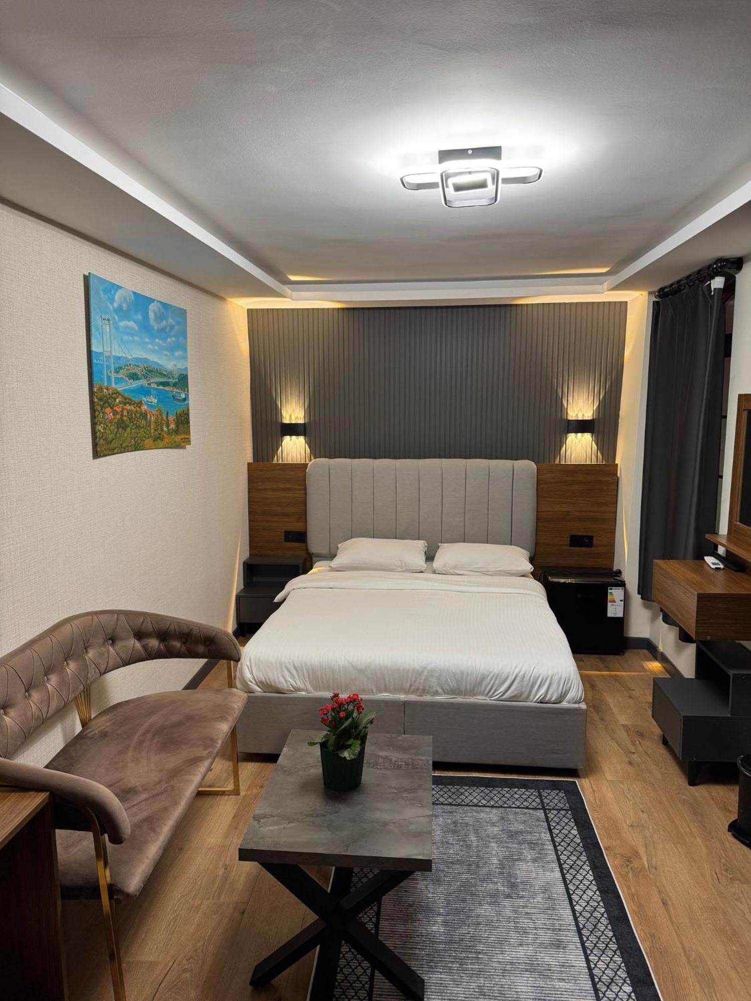 Skylife Oldcity Aparthotel