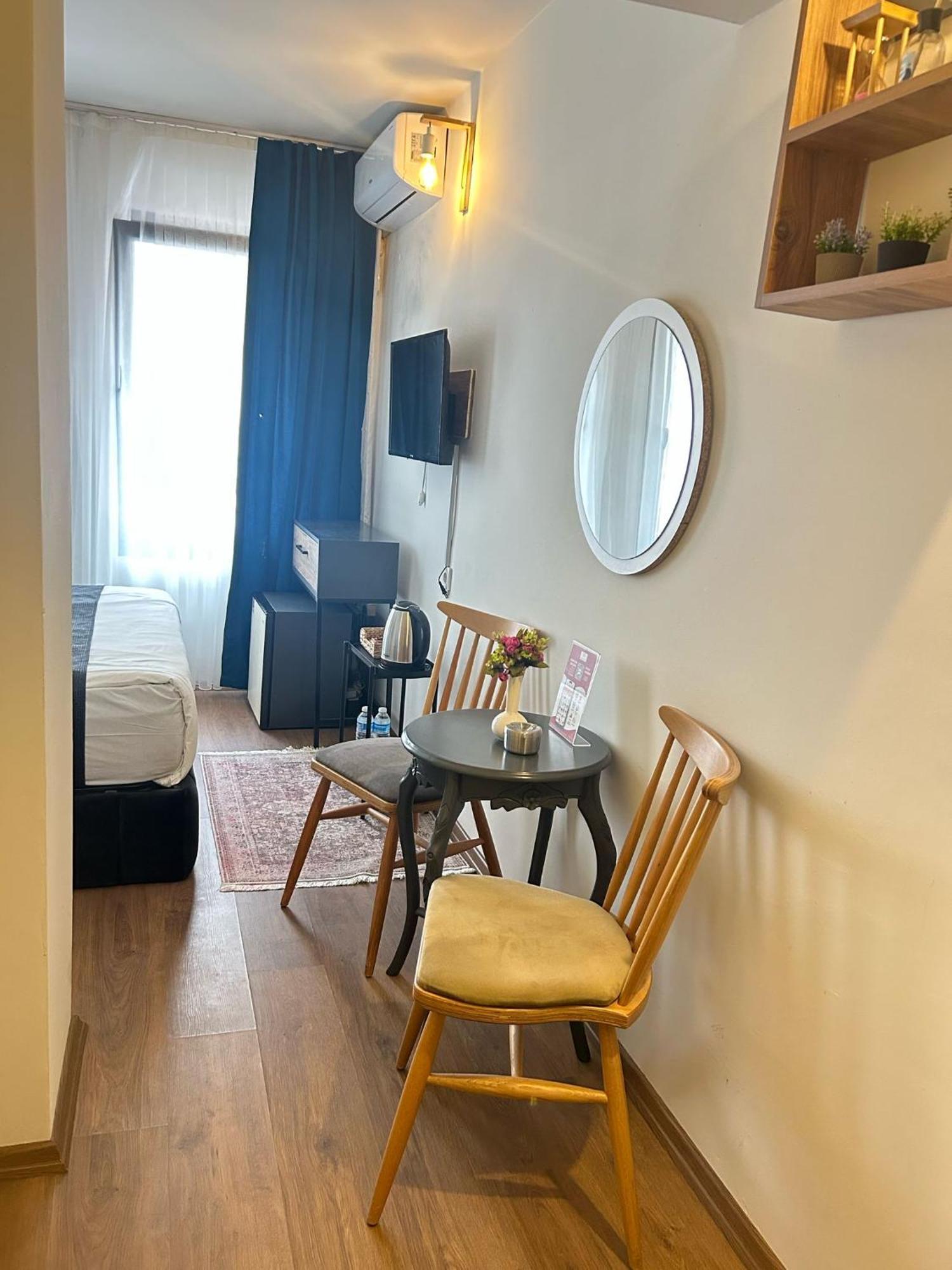 Hotel Casavilla Taksim 3*