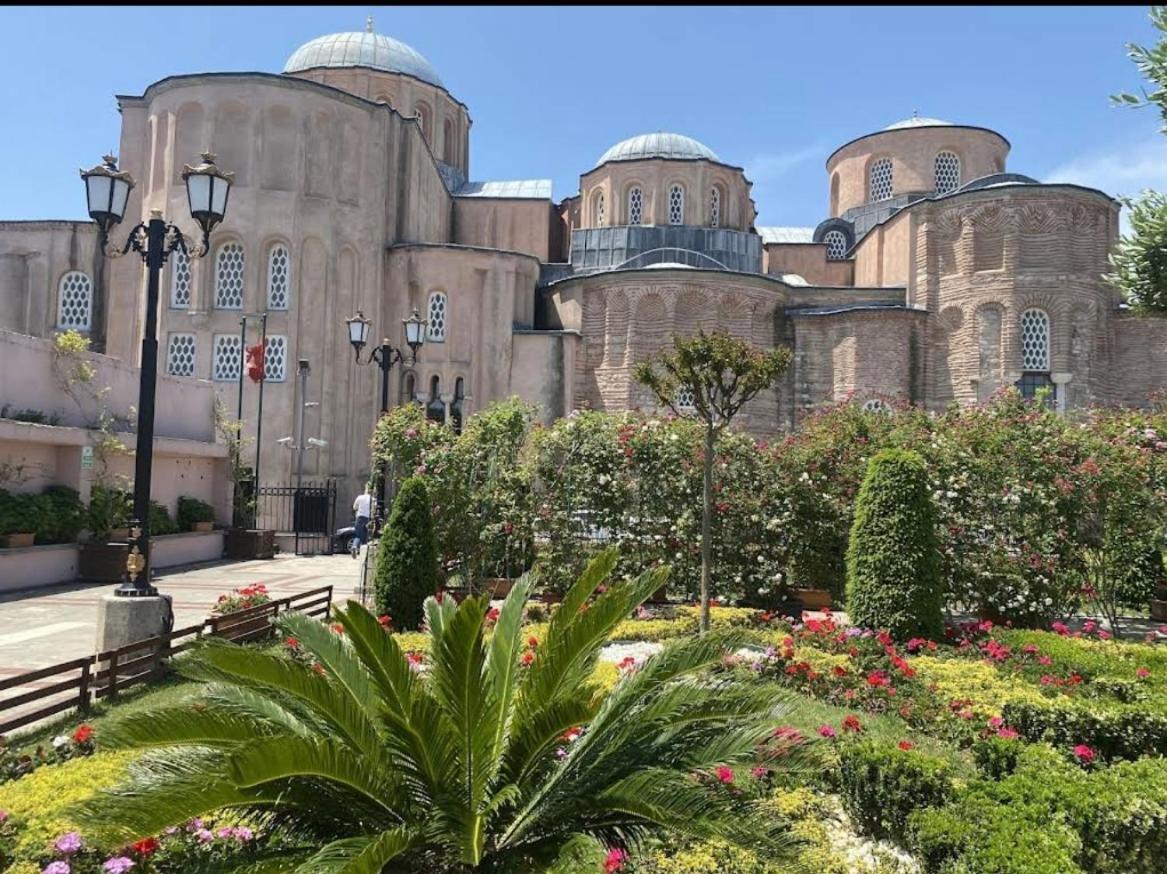 Mutlu Flat Apartment Istanbul