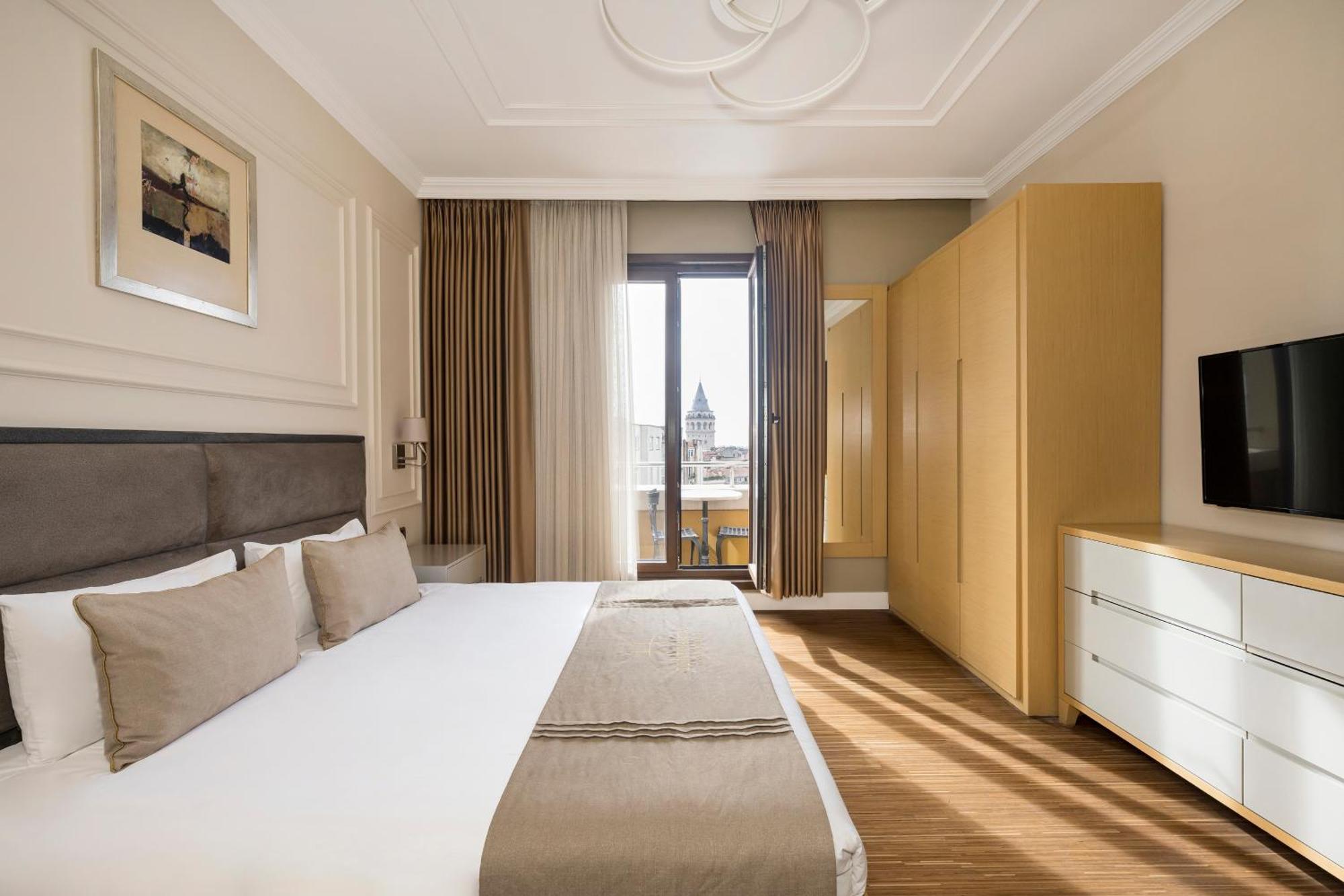 Continental Pera Hotel 4*