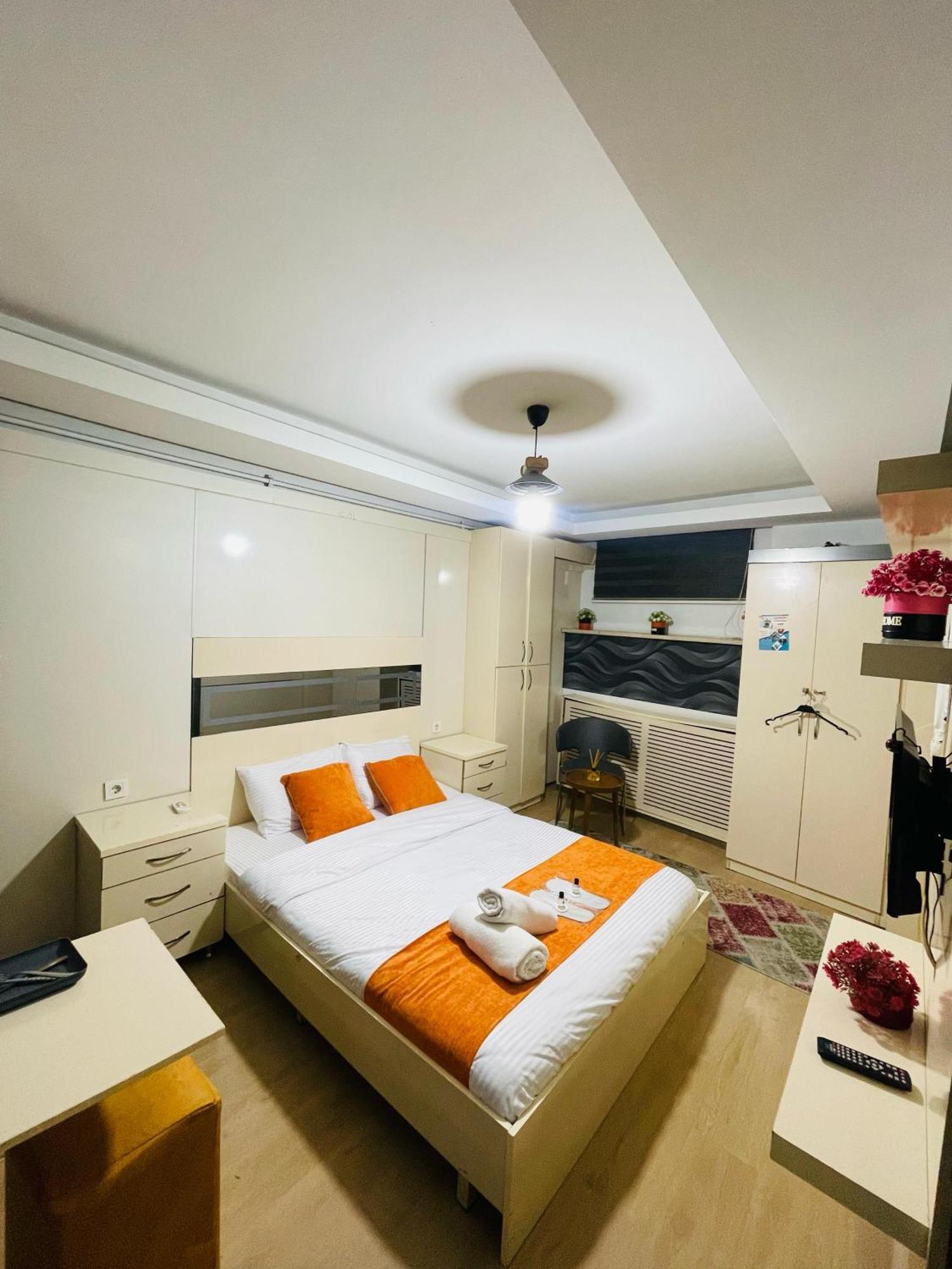 Hotel Taksim Premium Gold 5*