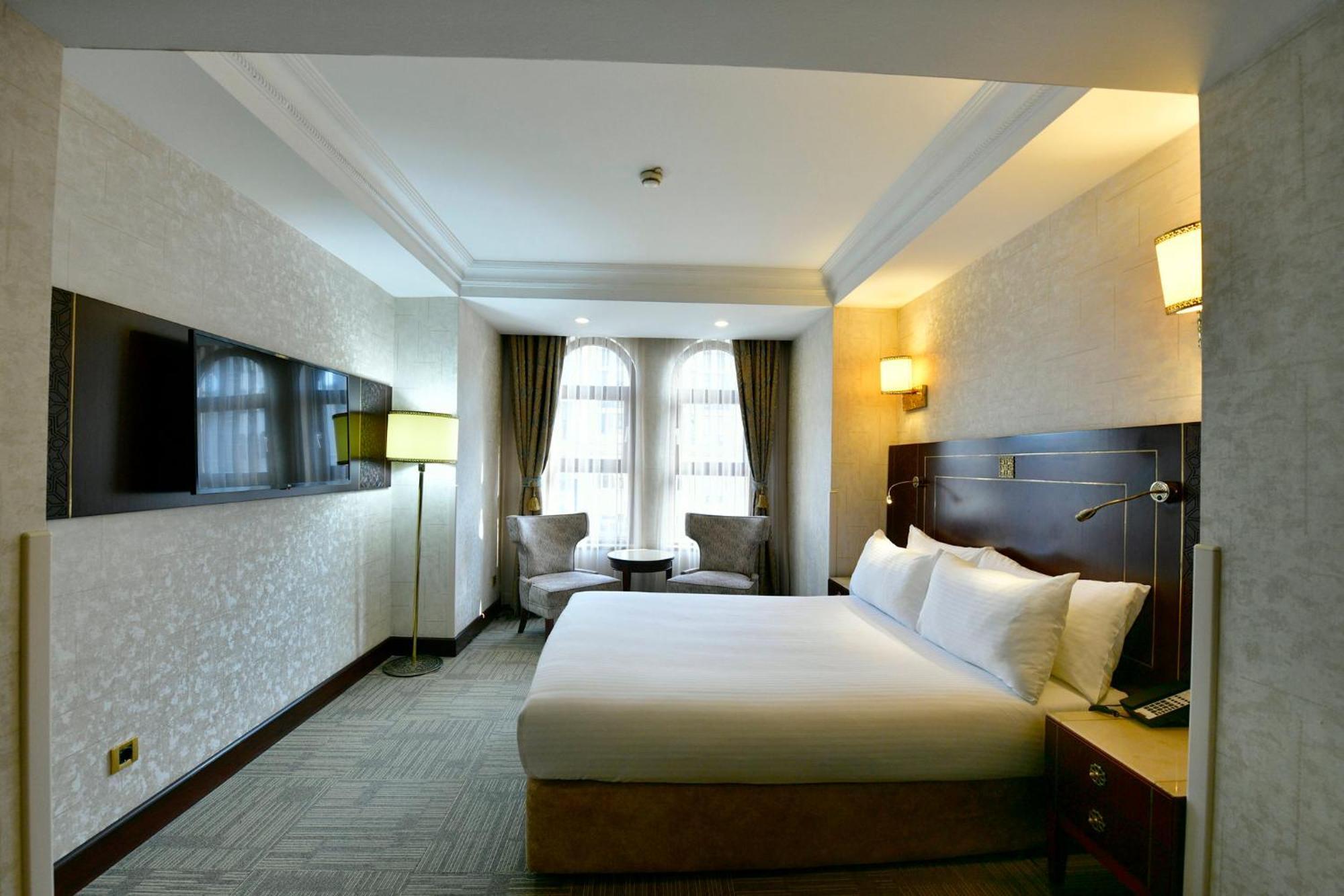 Crowne Plaza - Old By Ihg Hotel 5*
