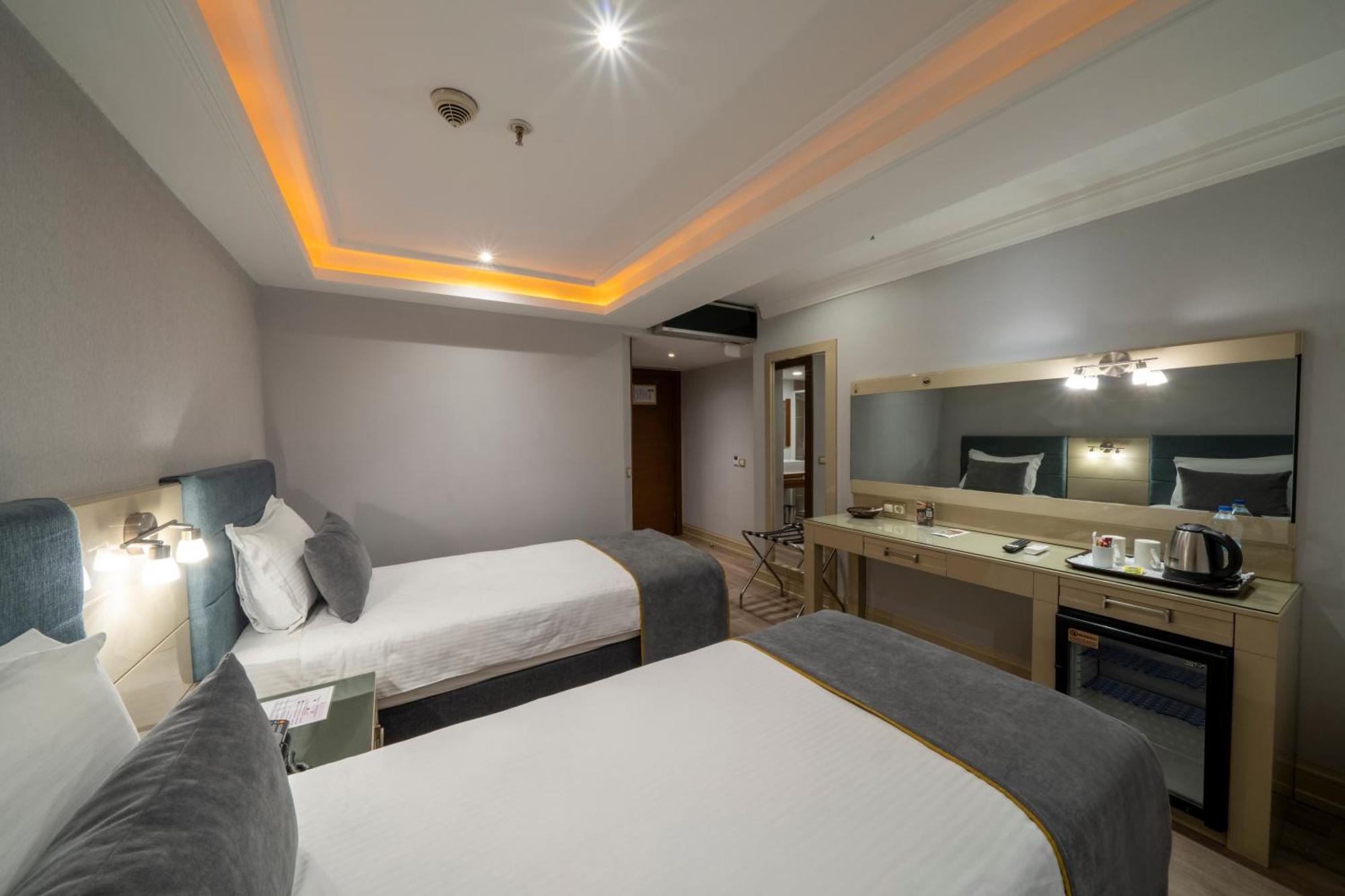Amethyst Hotel 4*