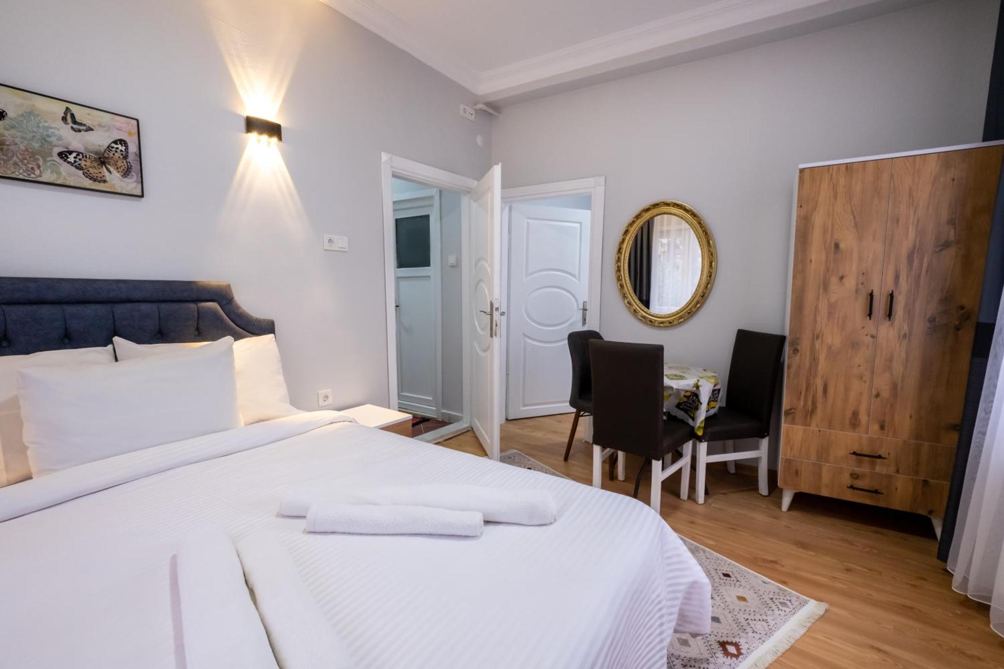 Aparthotel Taksim Corner *