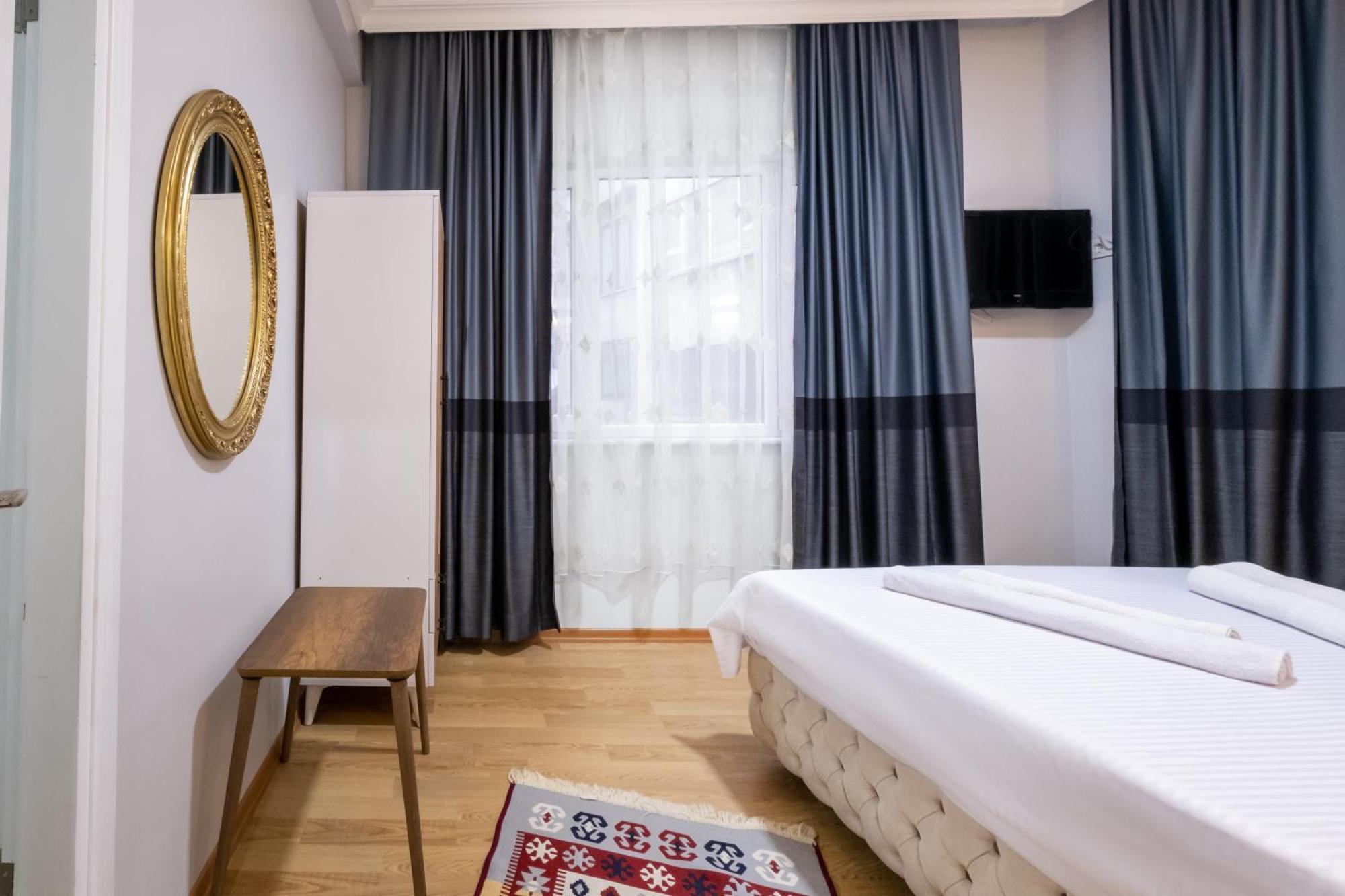 Aparthotel Taksim Corner *