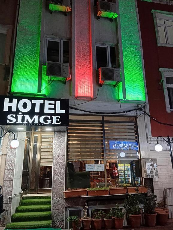 Nisanca Hotel *