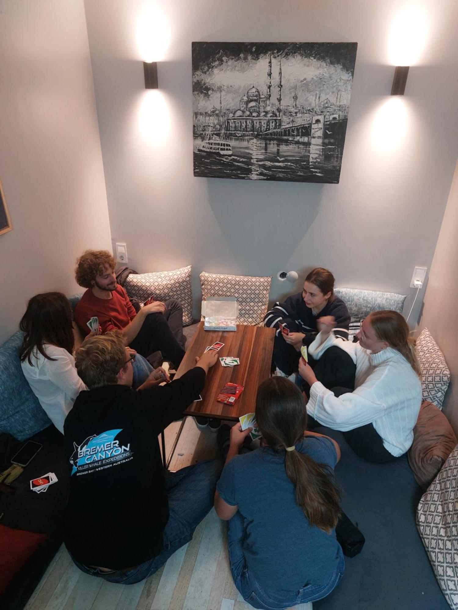 Moon Hostel *