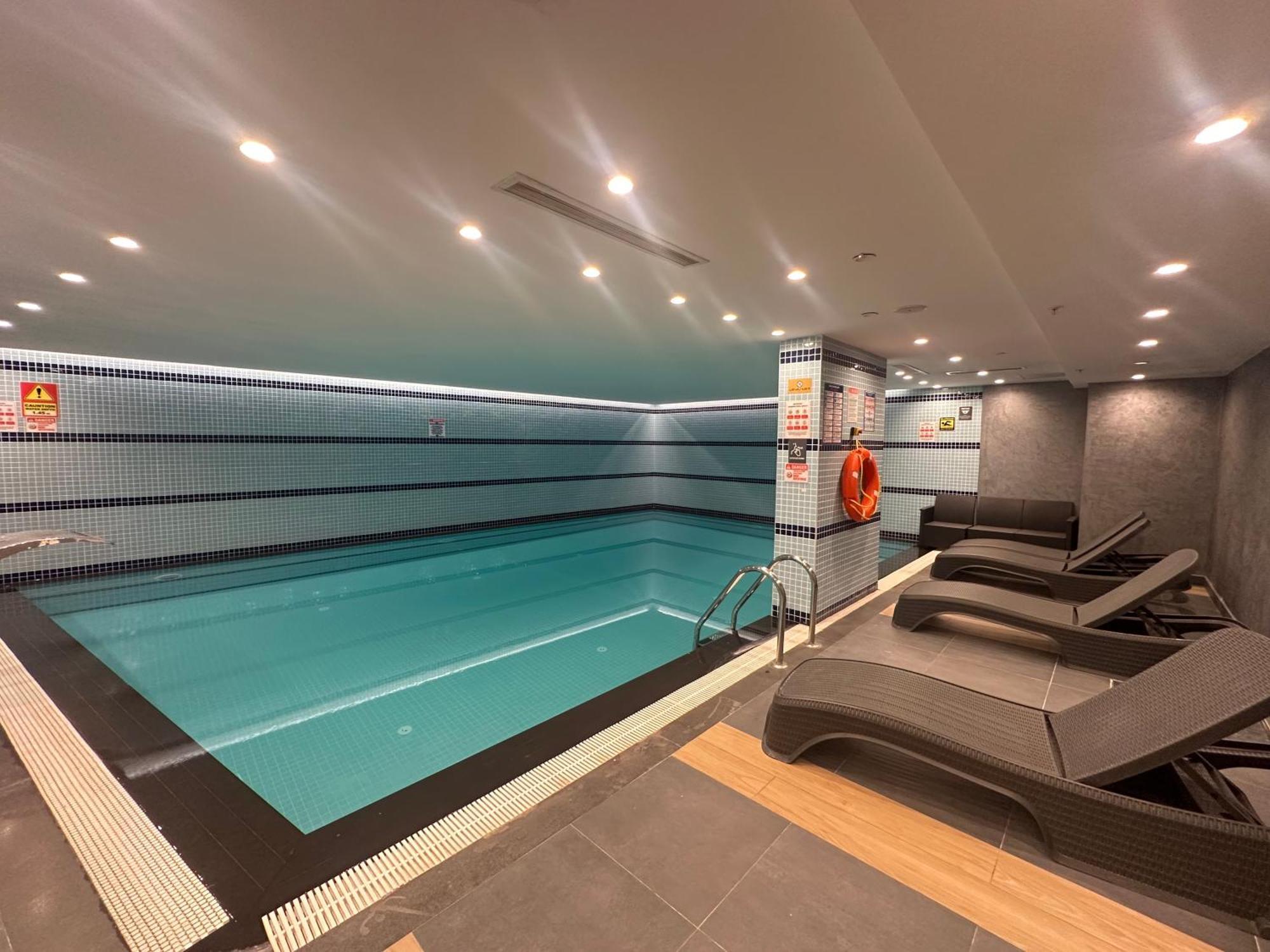 Hotel Maywood 4*
