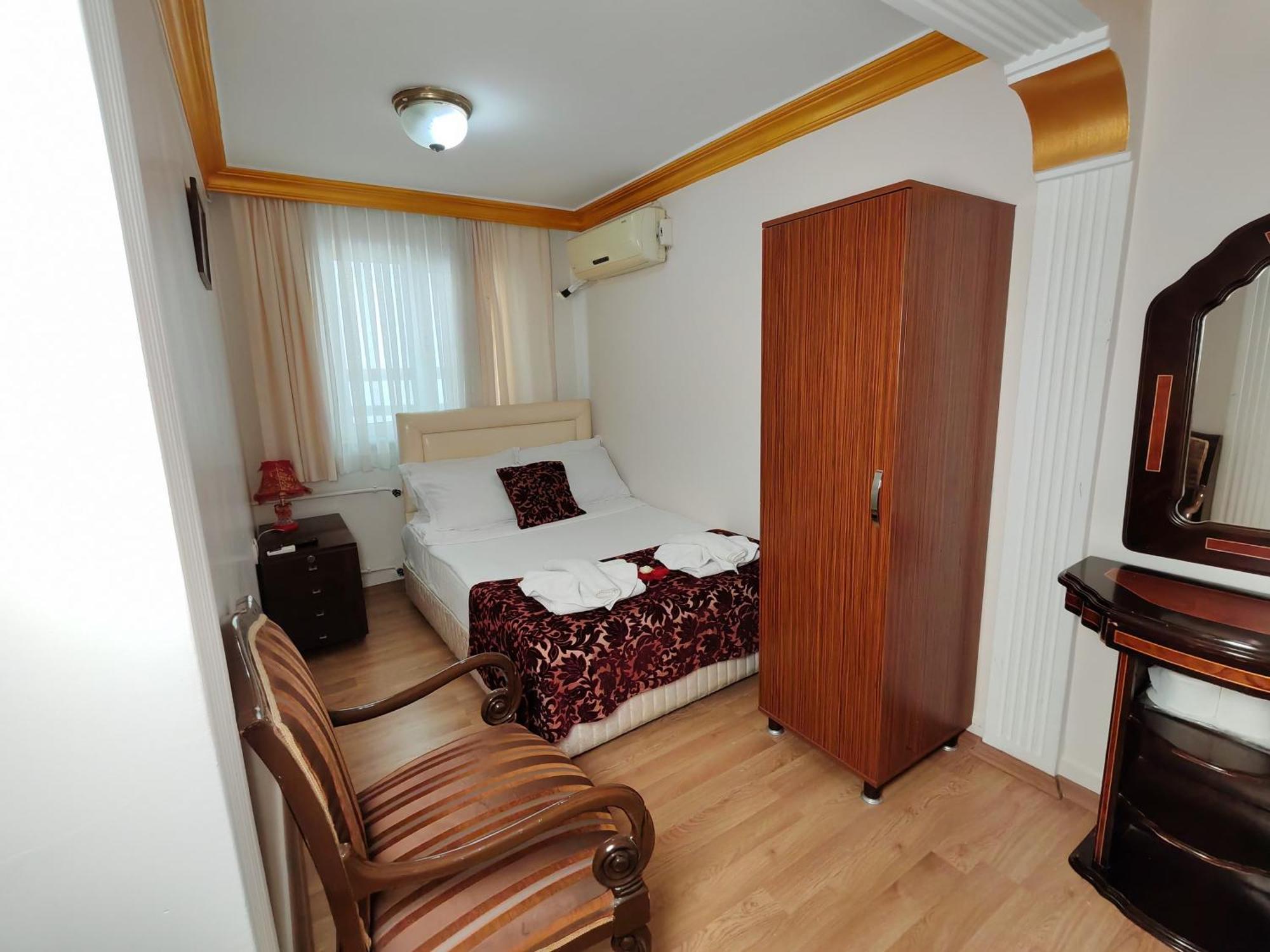 Sirkeci Emek Hotel
