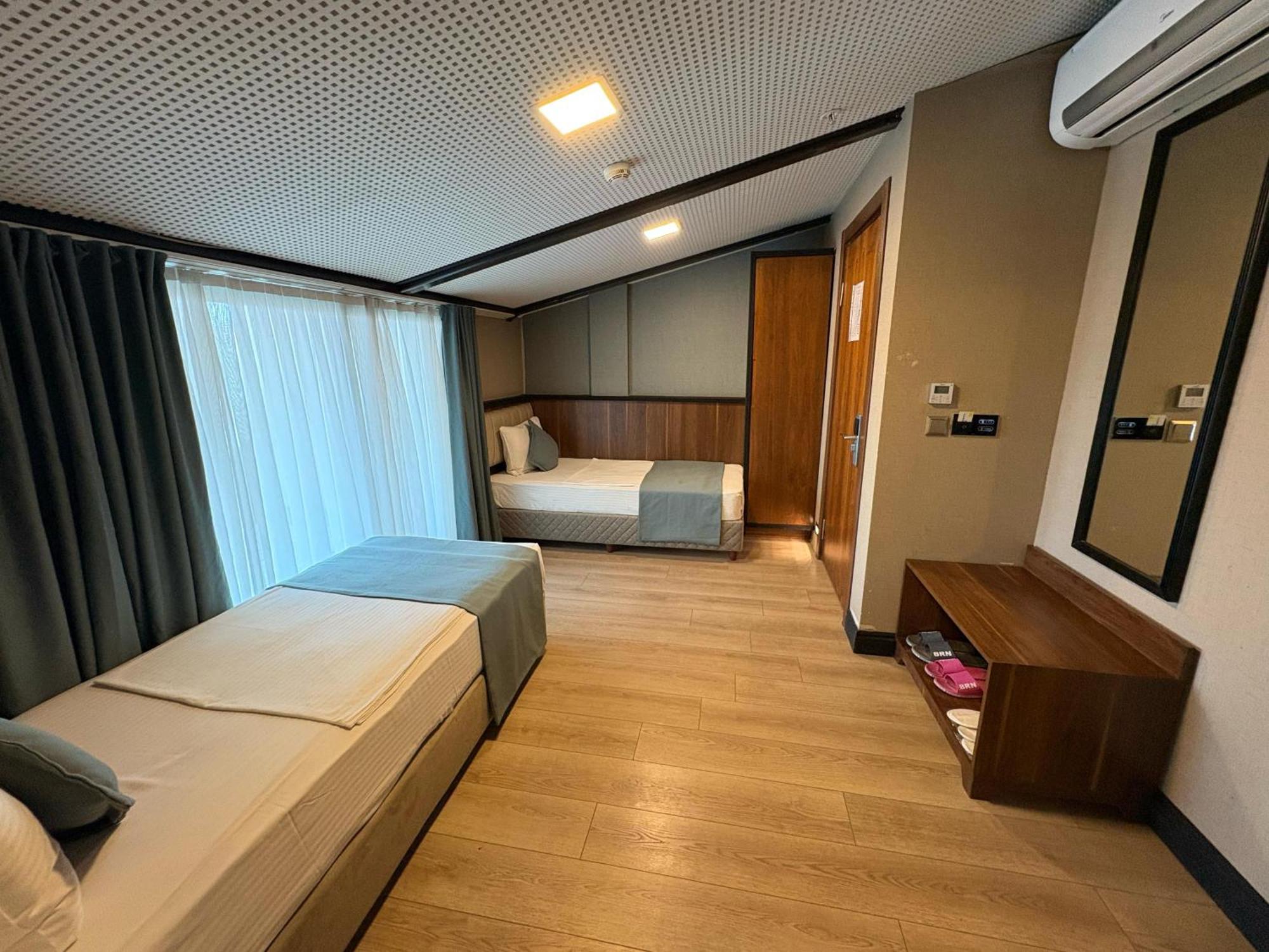 Hotel Valens Downtown 4*
