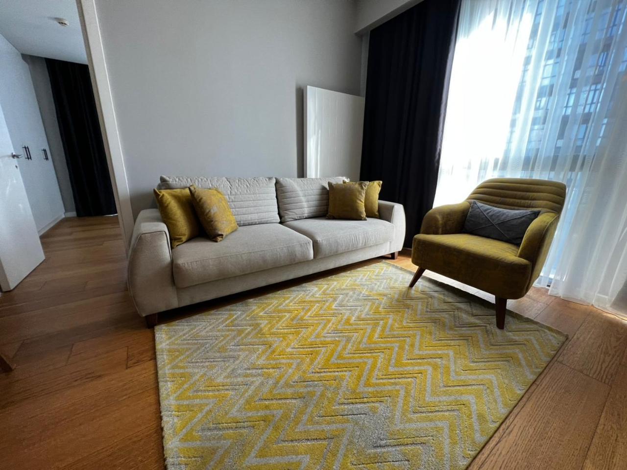 Divan - Guenesli Near Atakoey Metro Station * Istanbul