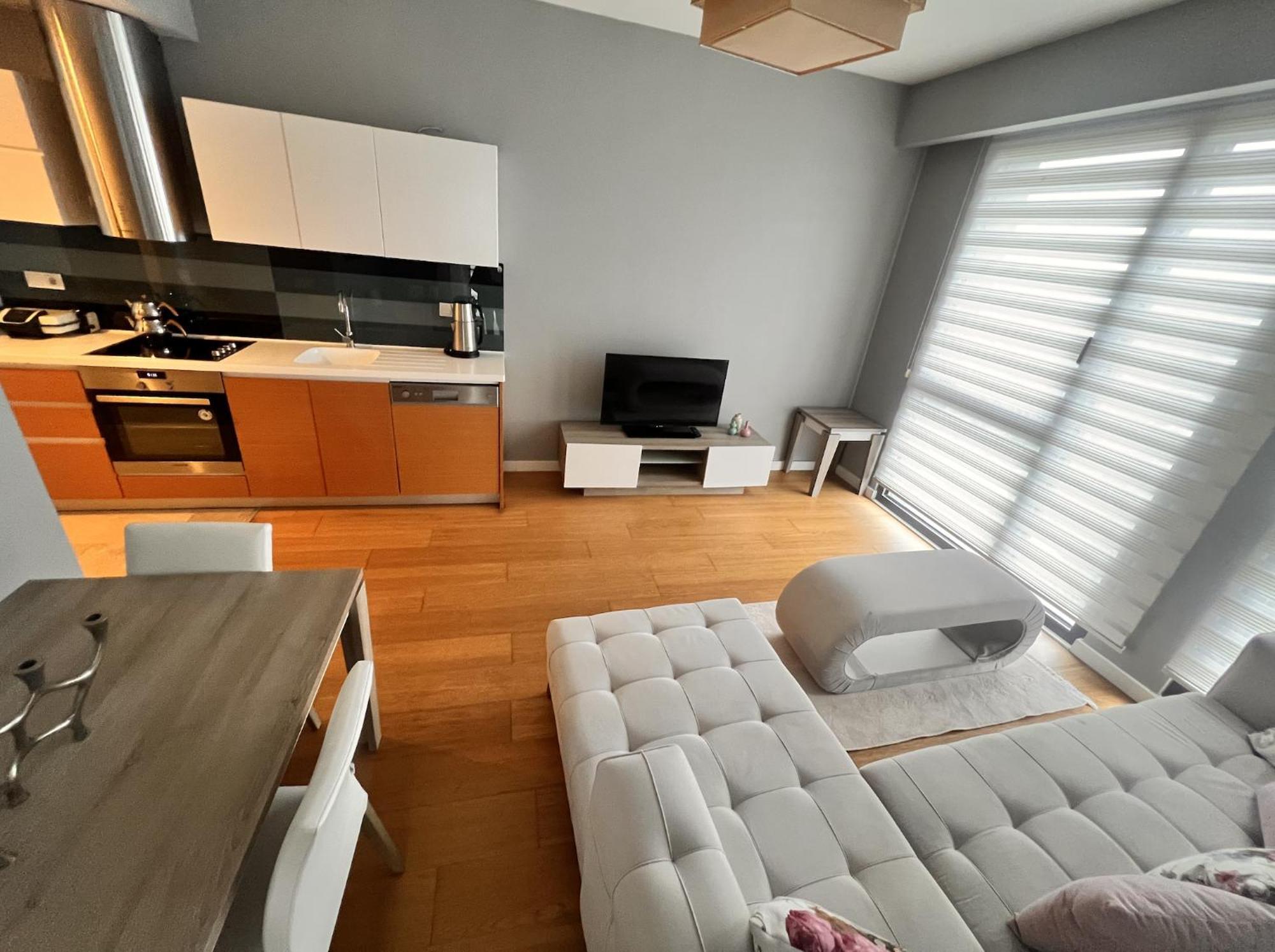 Apartment Divan - Guenesli Near Atakoey Metro Station