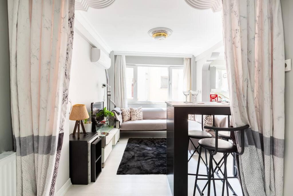 Apartamento Practical And Cozy Flat Near Taksim Istikal *