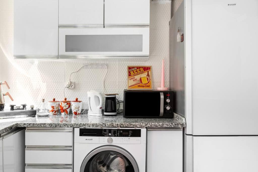 Practical And Cozy Flat Near Taksim Istikal * Istambul
