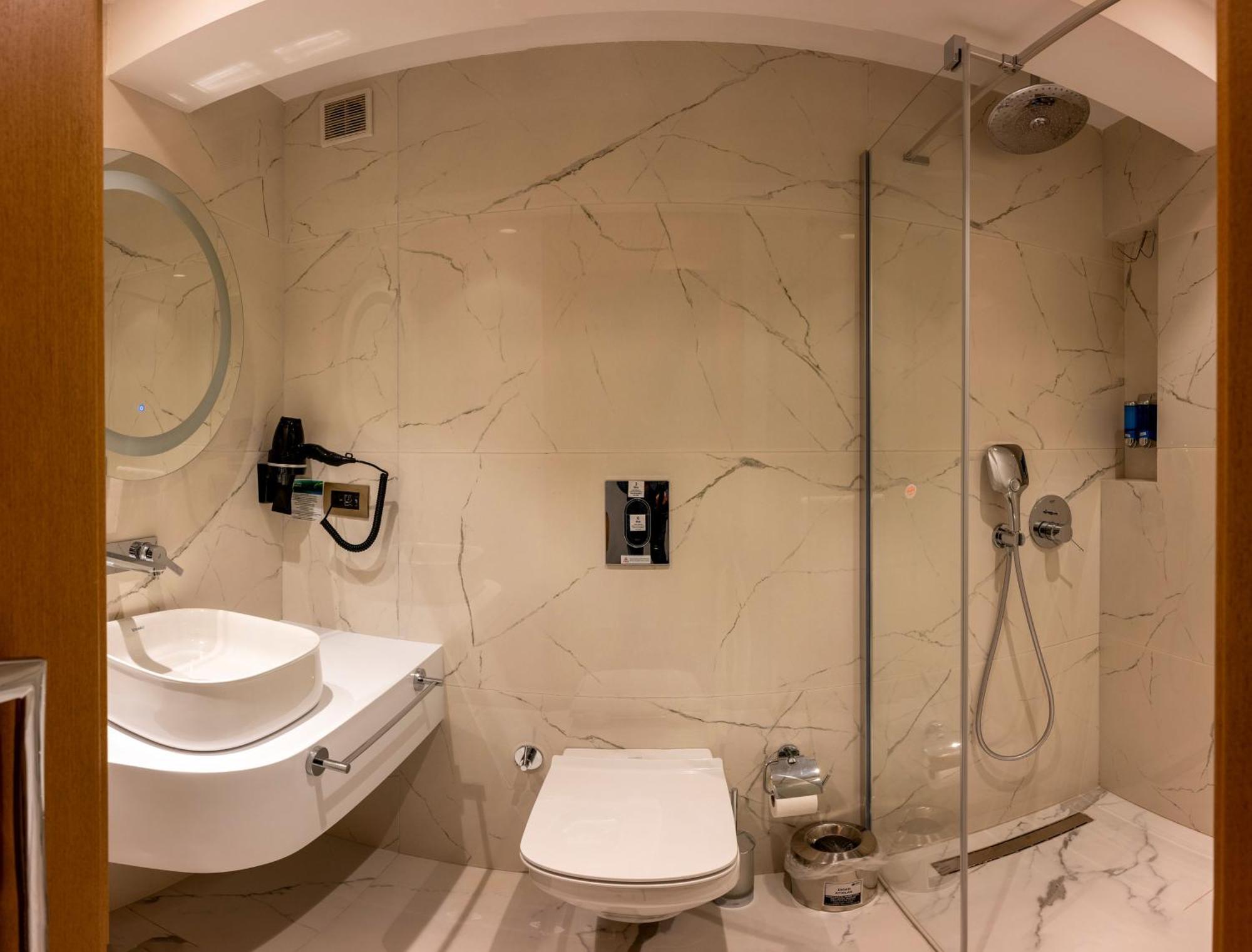 Baver Hotel 3*