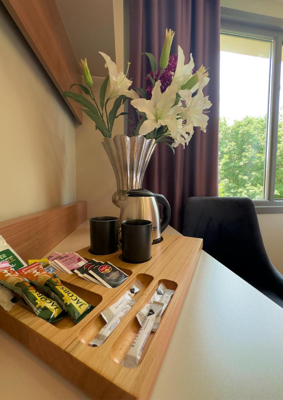 Frezya - Exclusively Woman Hotel *