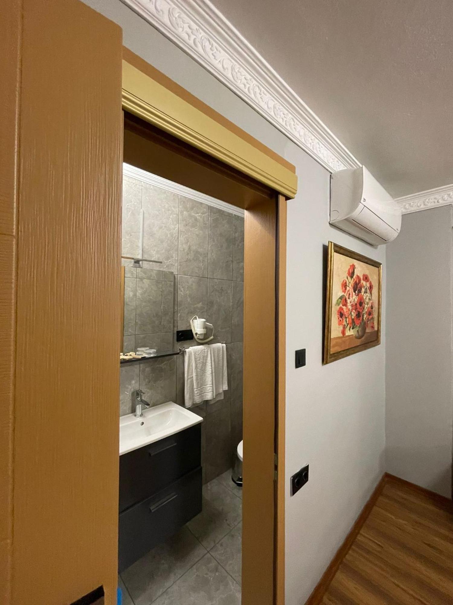 Kadikoey Eliana Hotel *