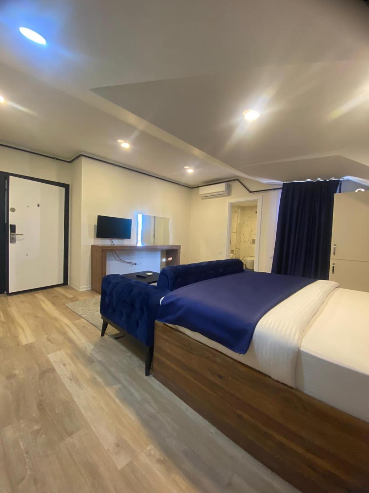 Guest 5*