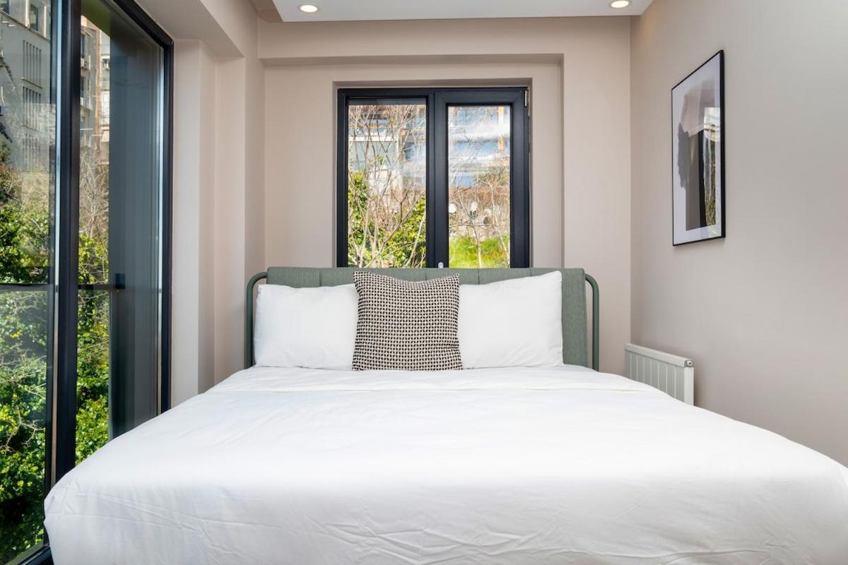 Bosphorus View With Two Bedrooms * Istanbul