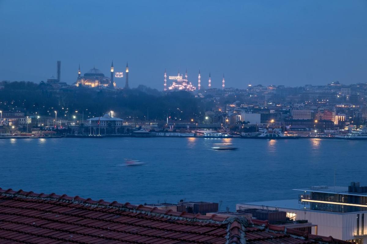 Bosphorus View With Two Bedrooms Apartment