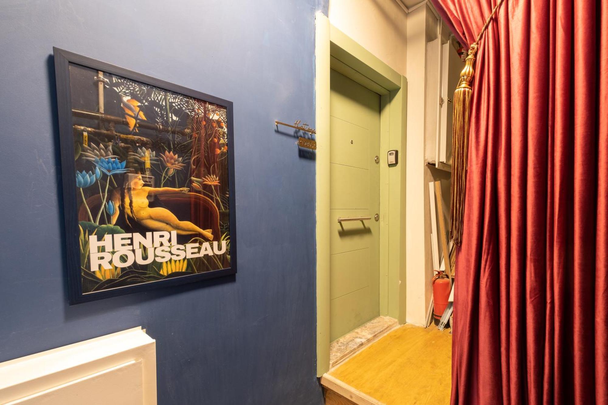 Mayer Taksim Apartment
