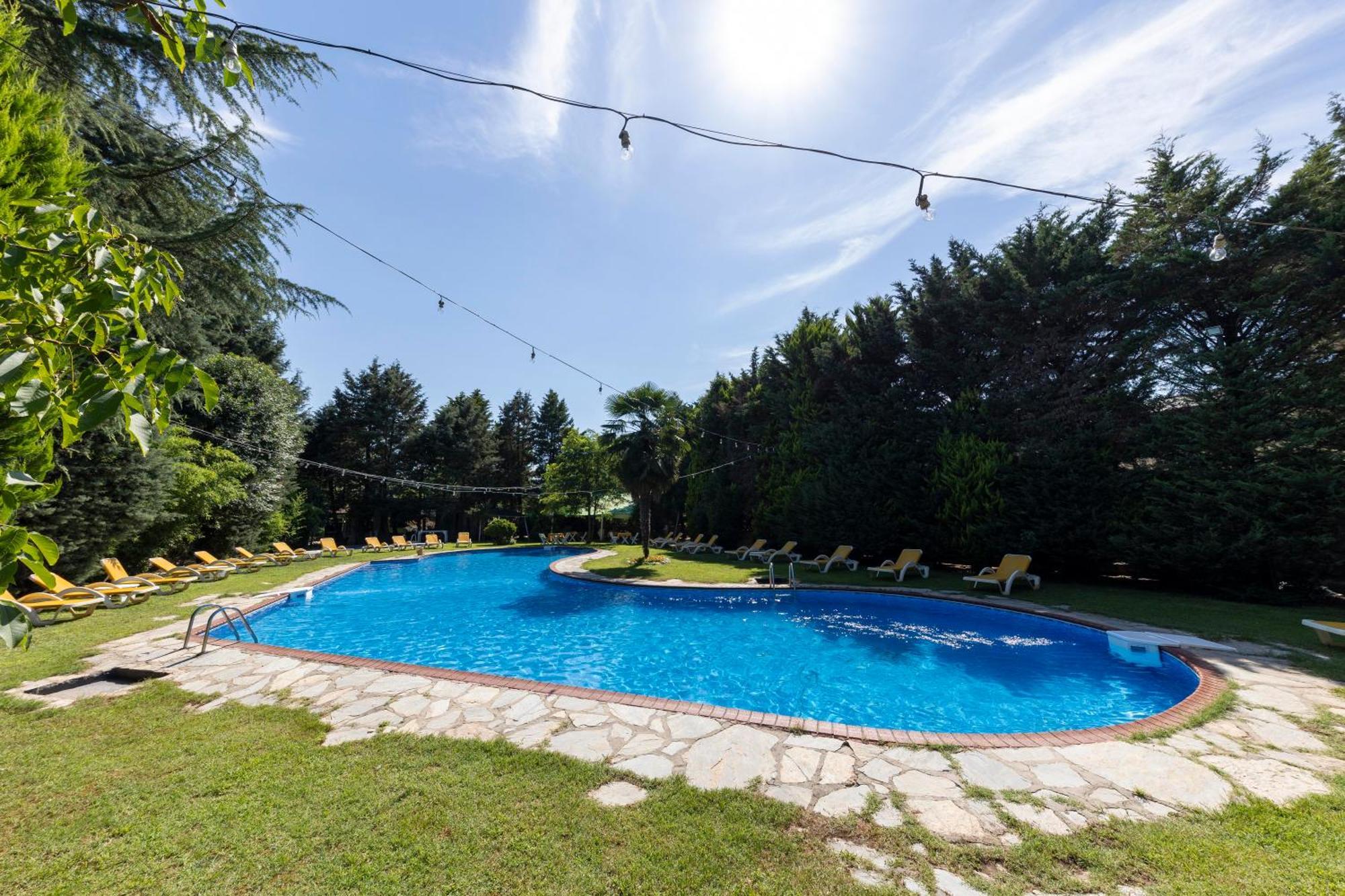 Elite World Village Polonezkoey 4* Istanbul
